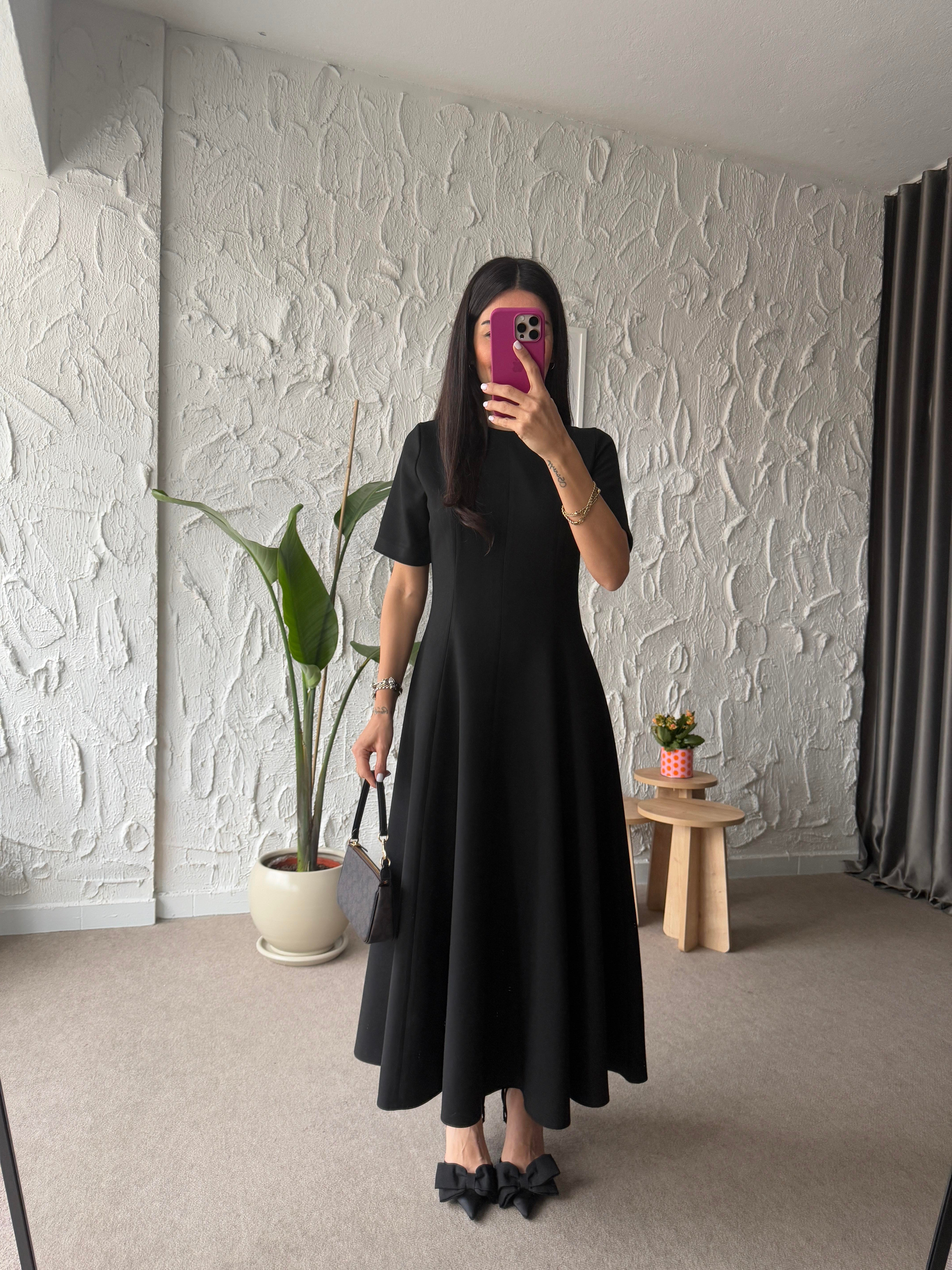 Godeli Siyah Maxi Elbise