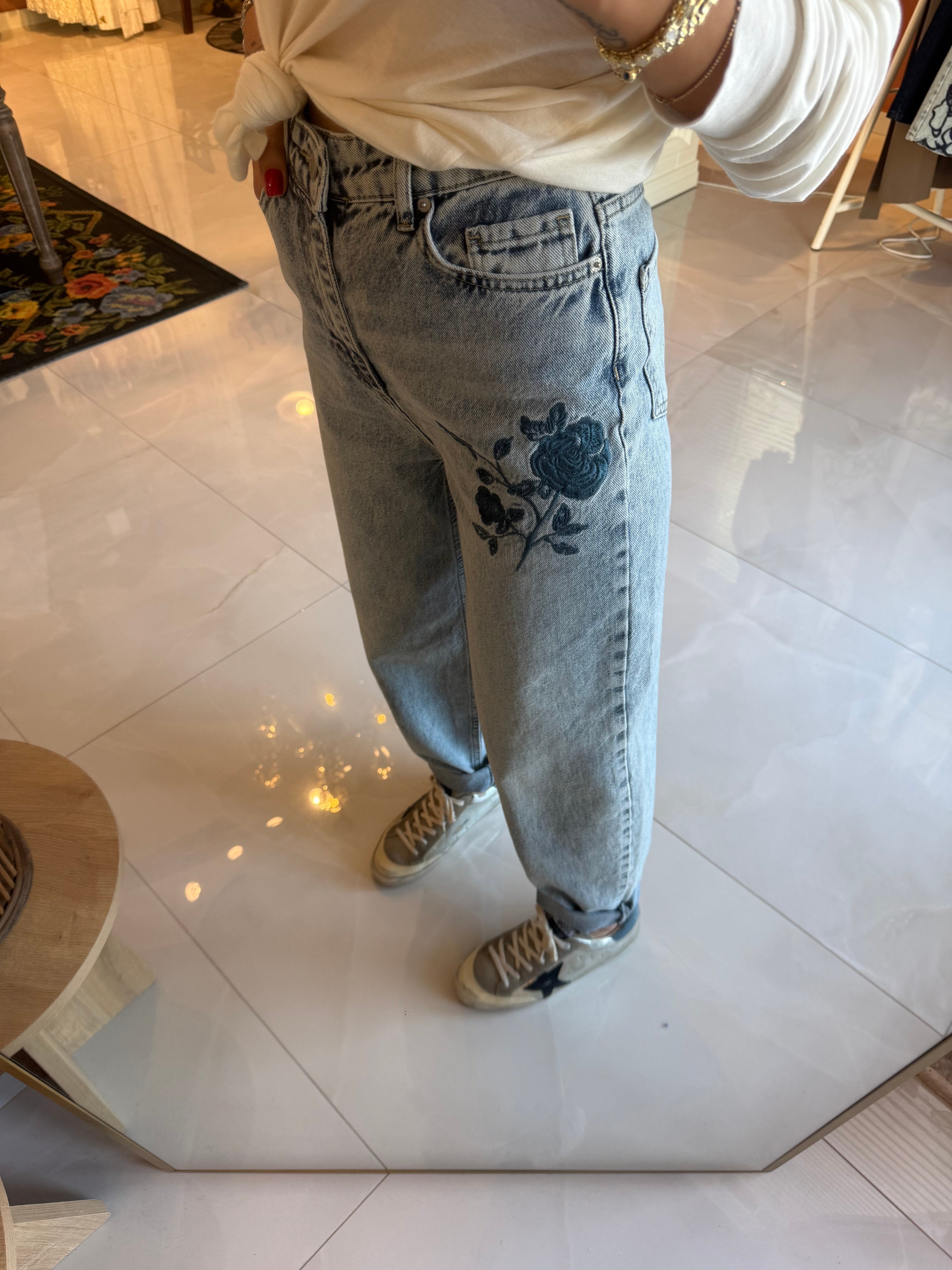 Gül Nakışlı Yüksek Bel Balon Jean Kot Pantolon