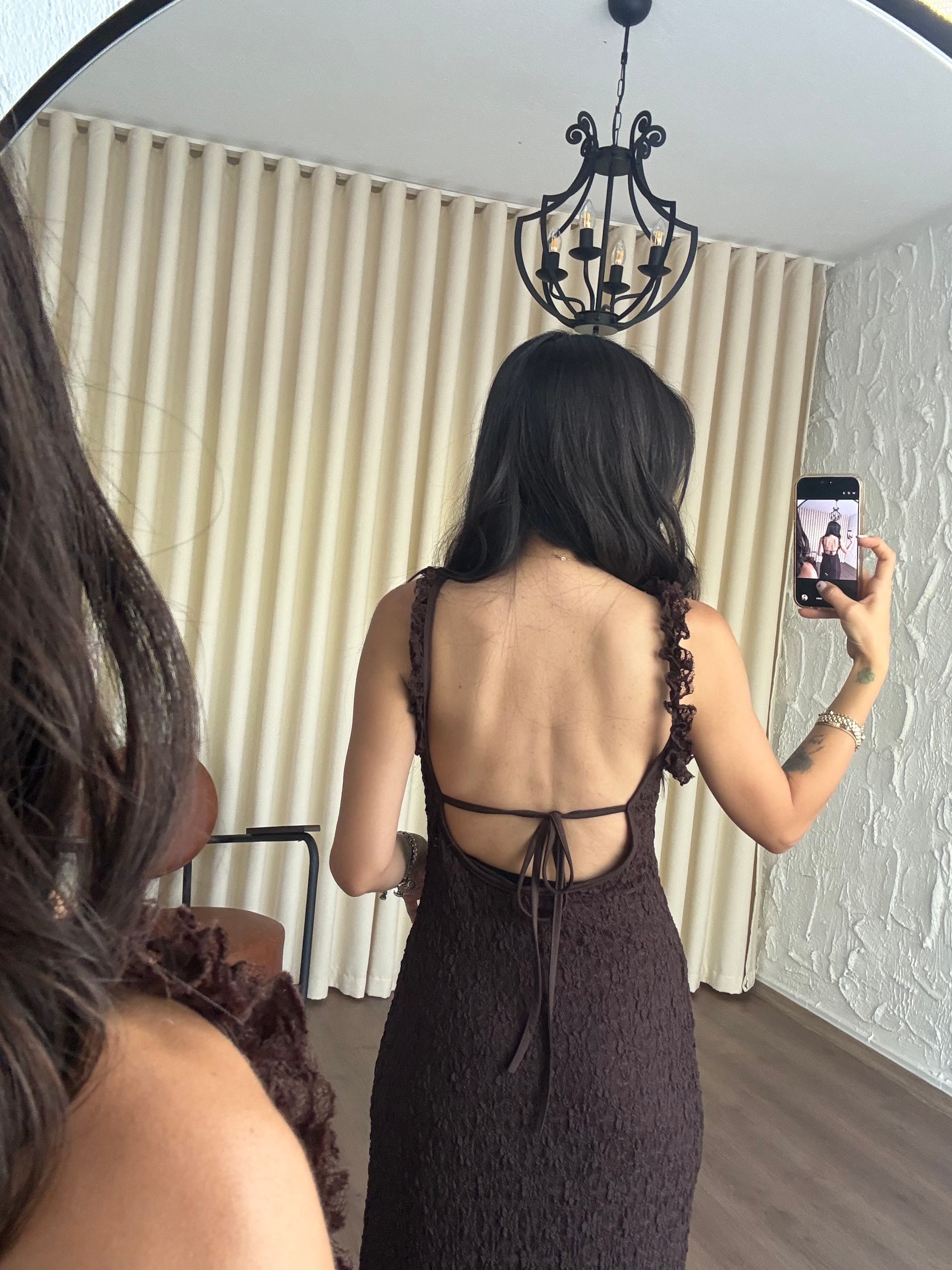 Güpür Dantelli Yırtmçlı Kahve Elbise