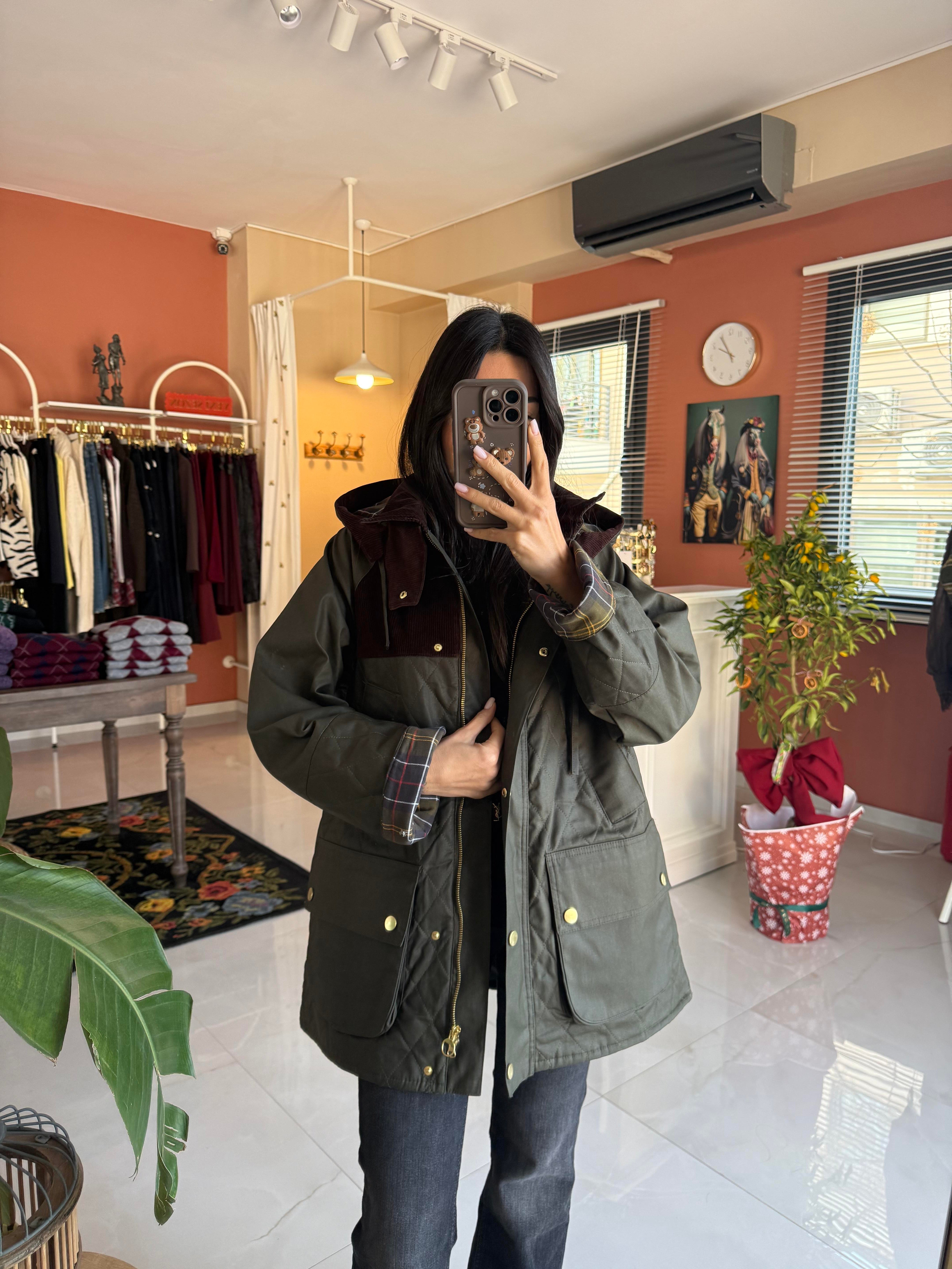 Haki Yağlı Dokuda Ekoseli Marka Model ceket Mont