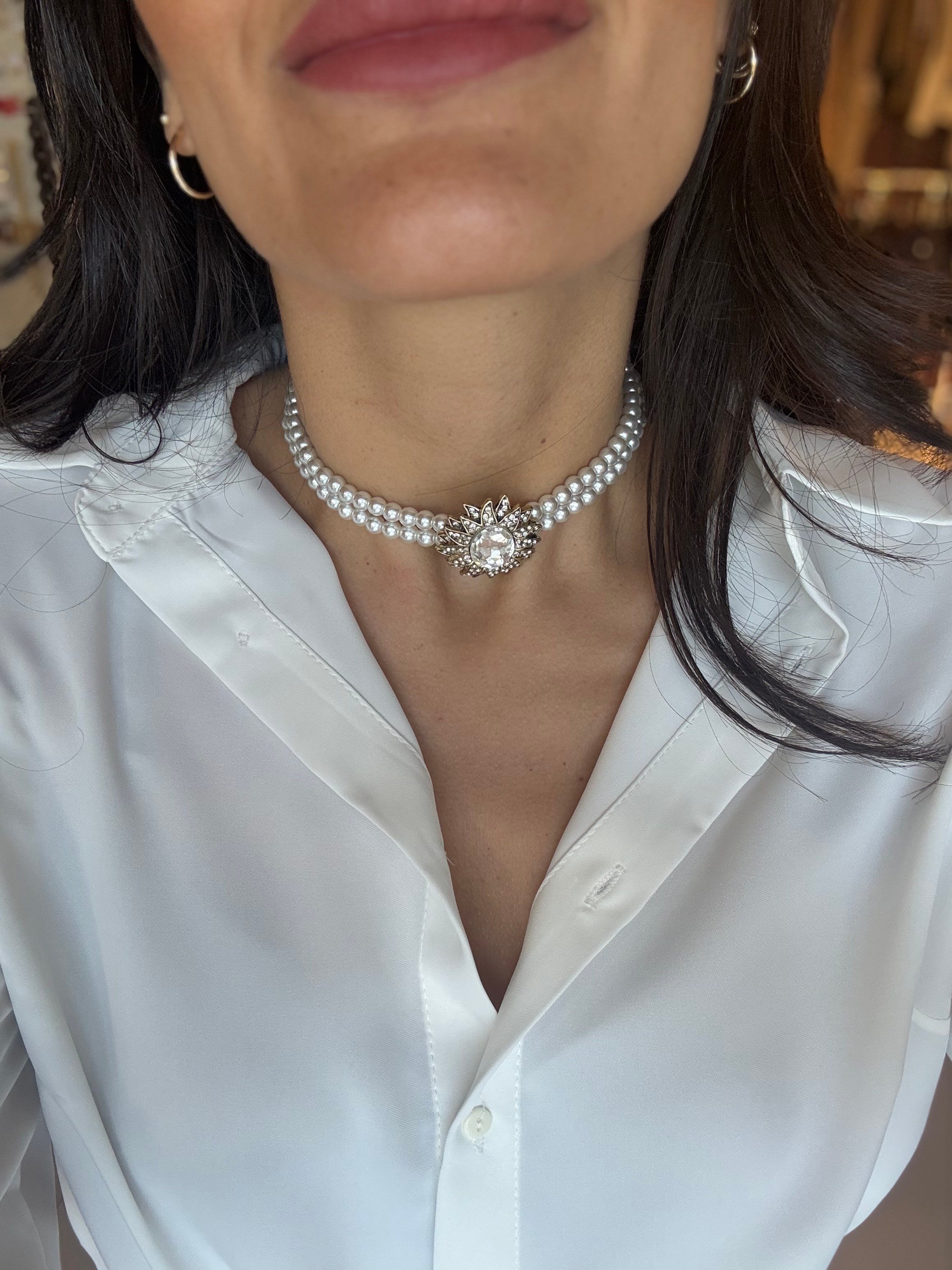 İki Sıralı Taşlı Yıldız Tokalı İnci Choker