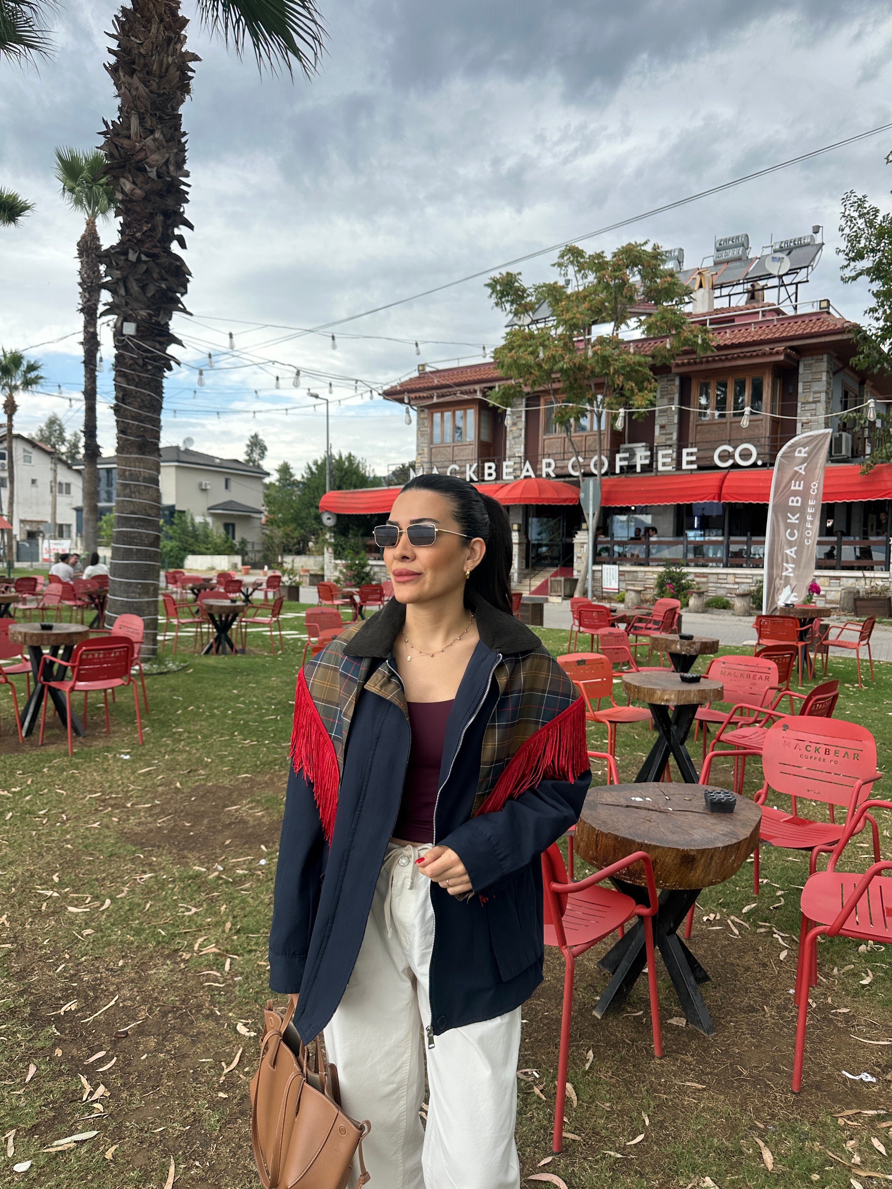Kadife Yaka Ekose Şal Detaylı Lacivert Trençkot