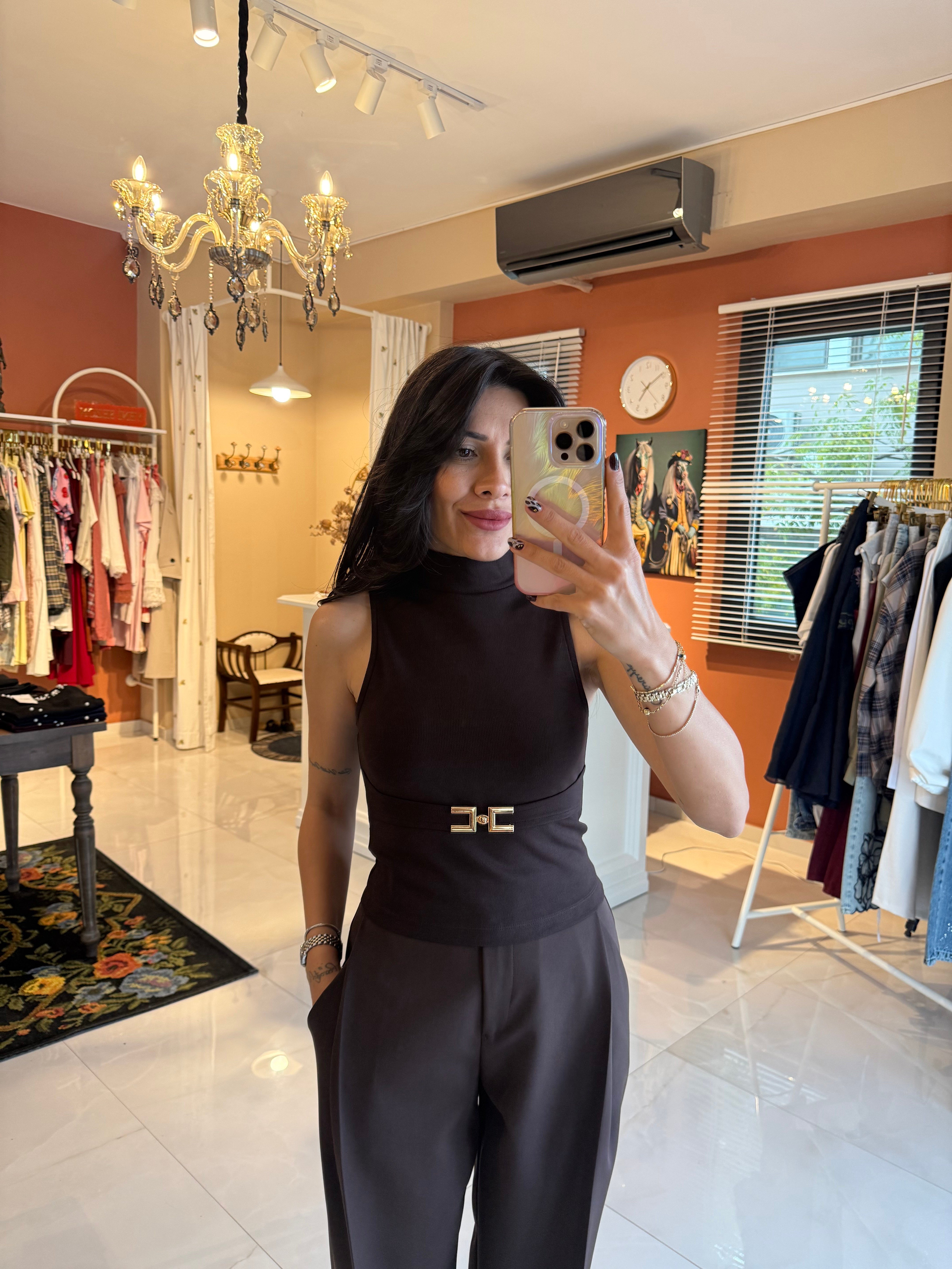 Kahve Toka Detaylı Bluz