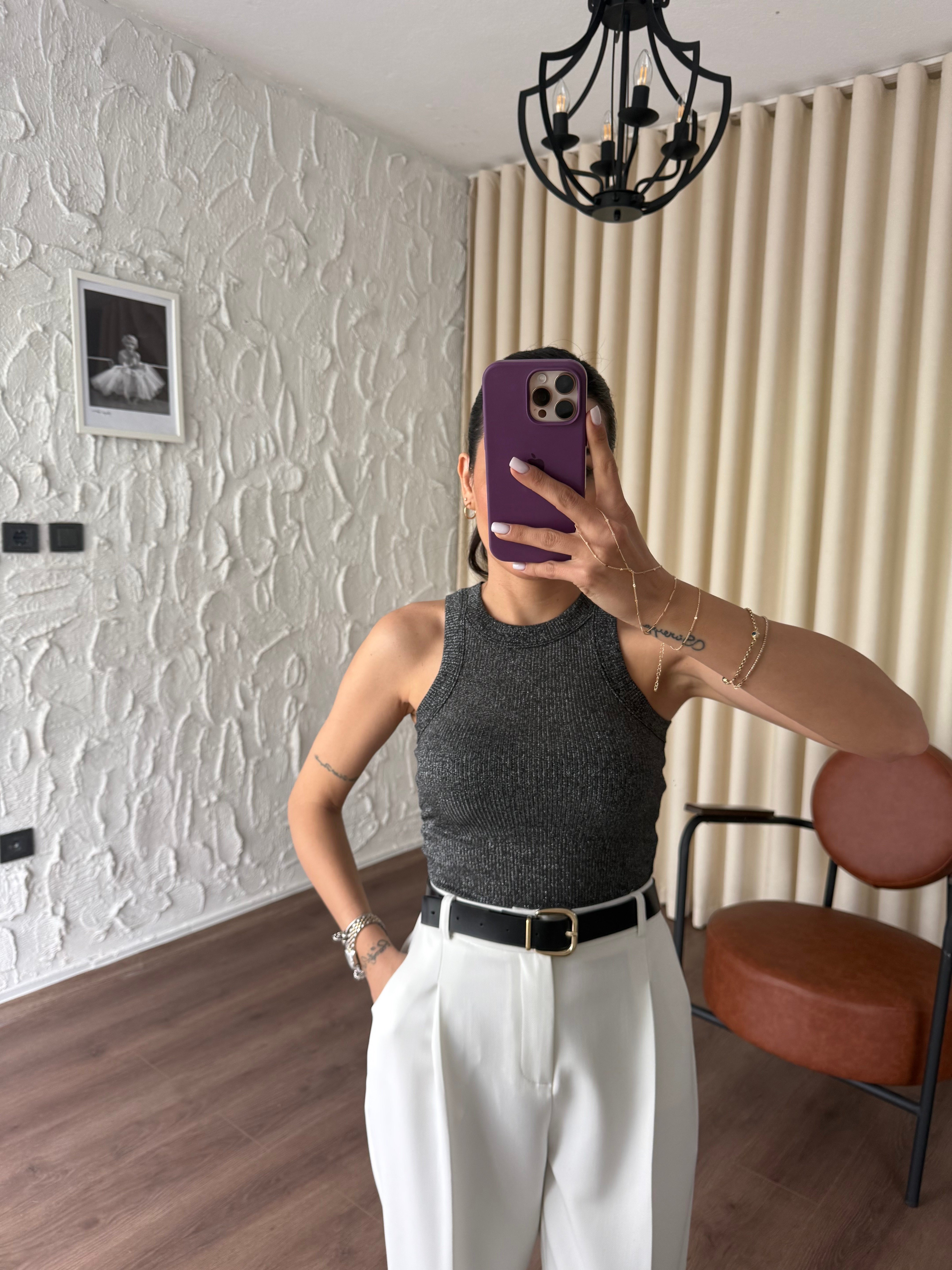 Kalın Biyeli Simli Antrasit Atlet