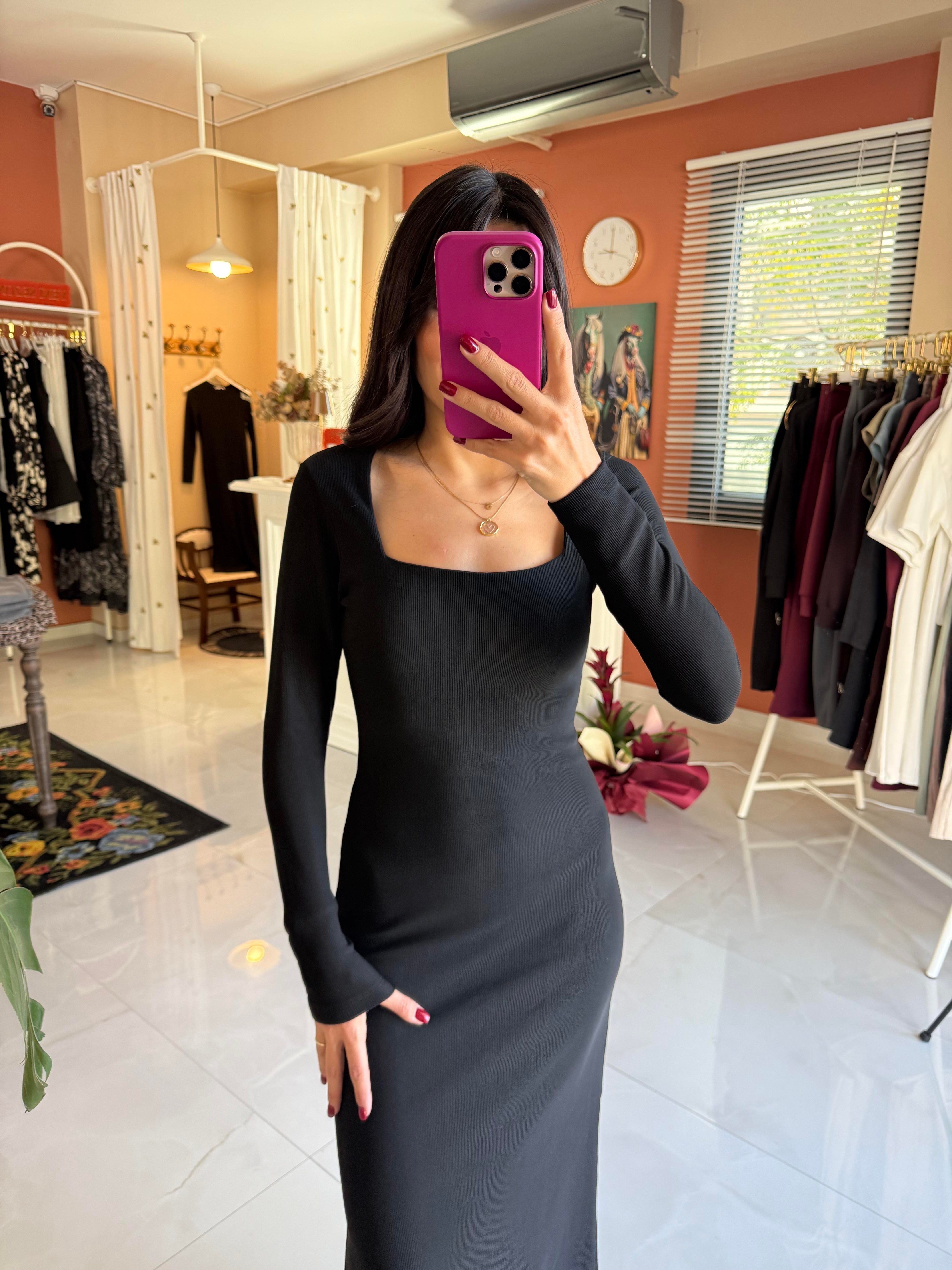 Kare Yaka Çelik Örme Elbise