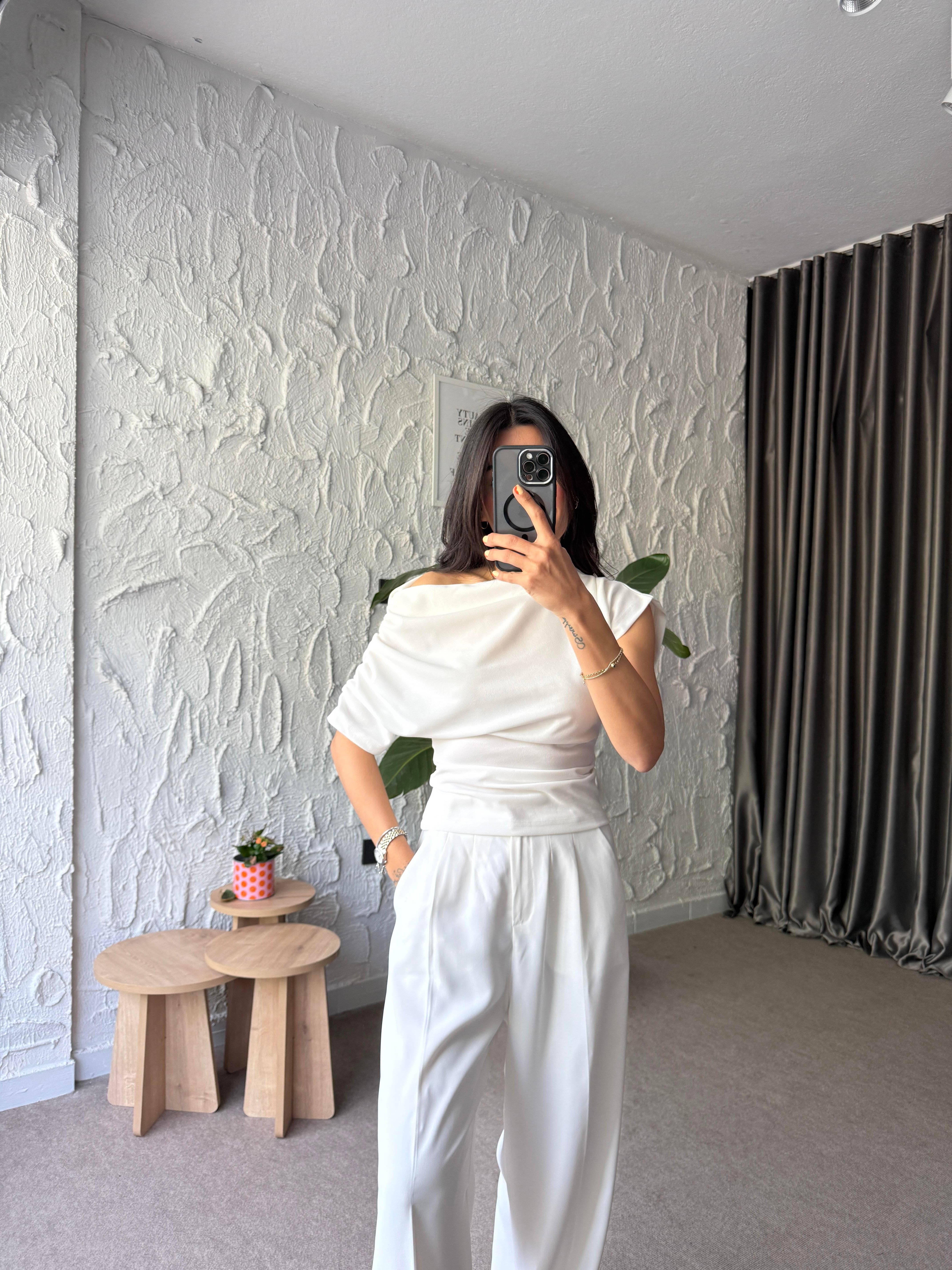 Kol Drapeli Bluz - Beyaz