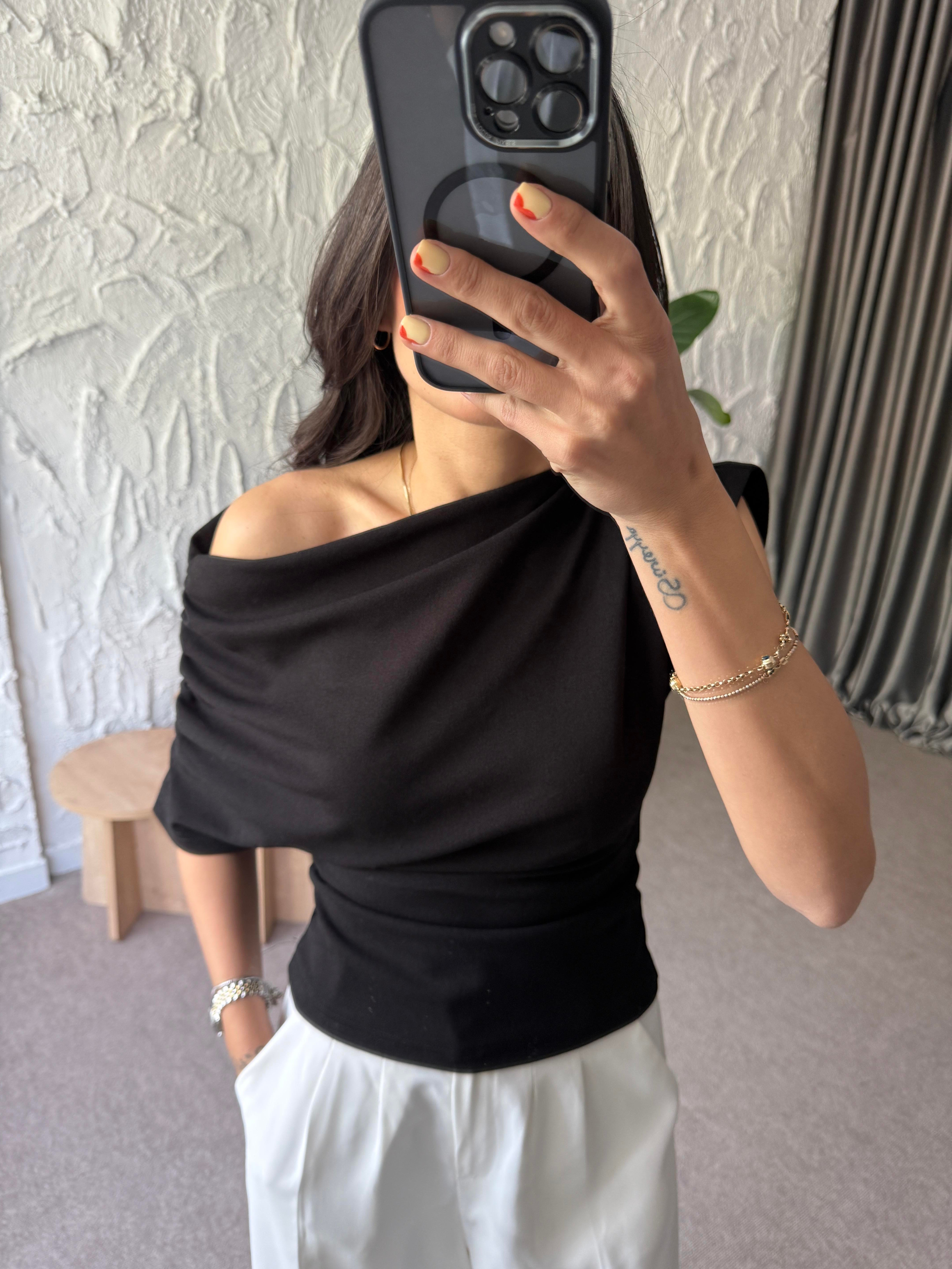 Kol Drapeli Bluz - Siyah