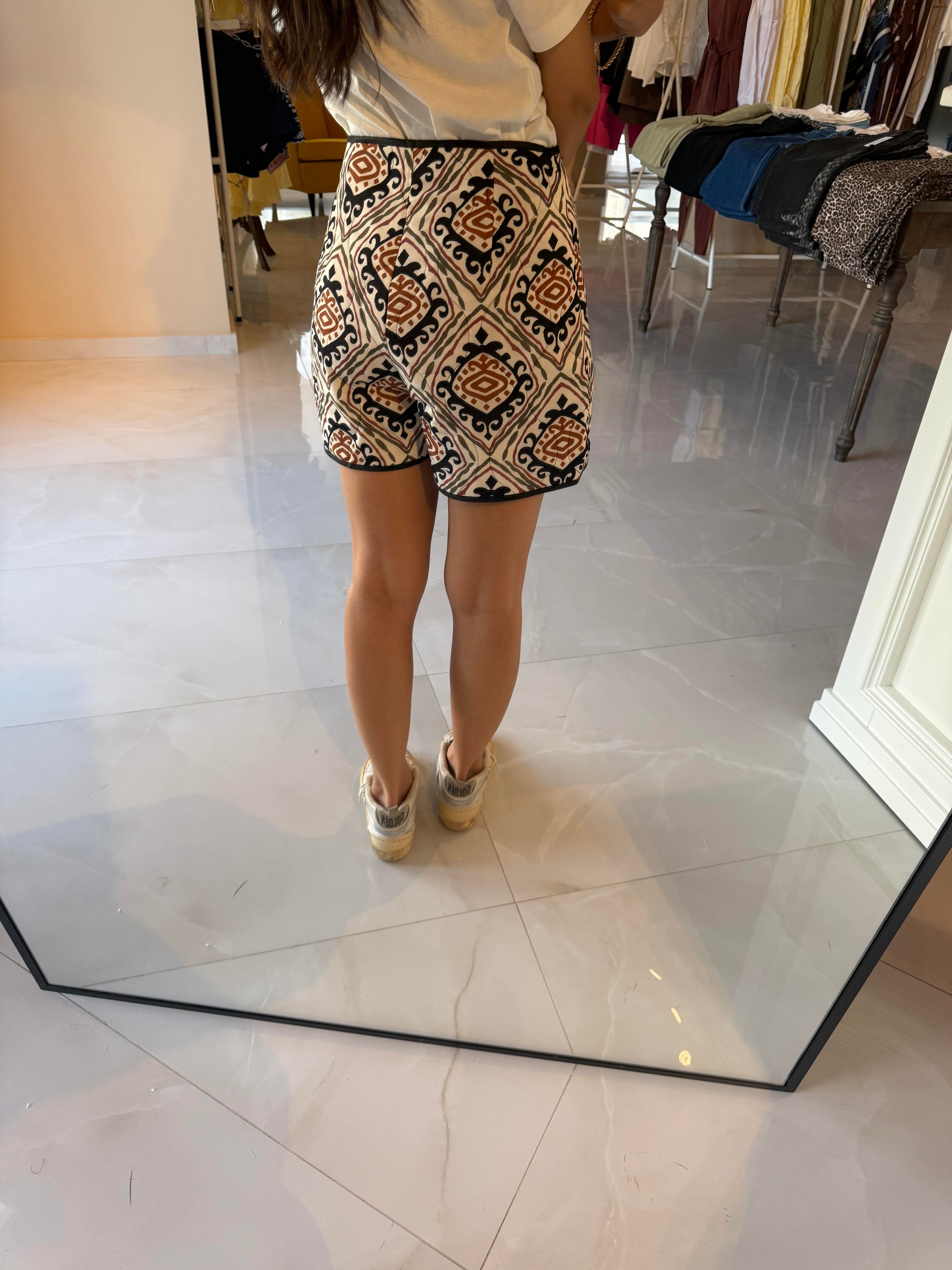 Kruvaze Kapitone Şort Etek 