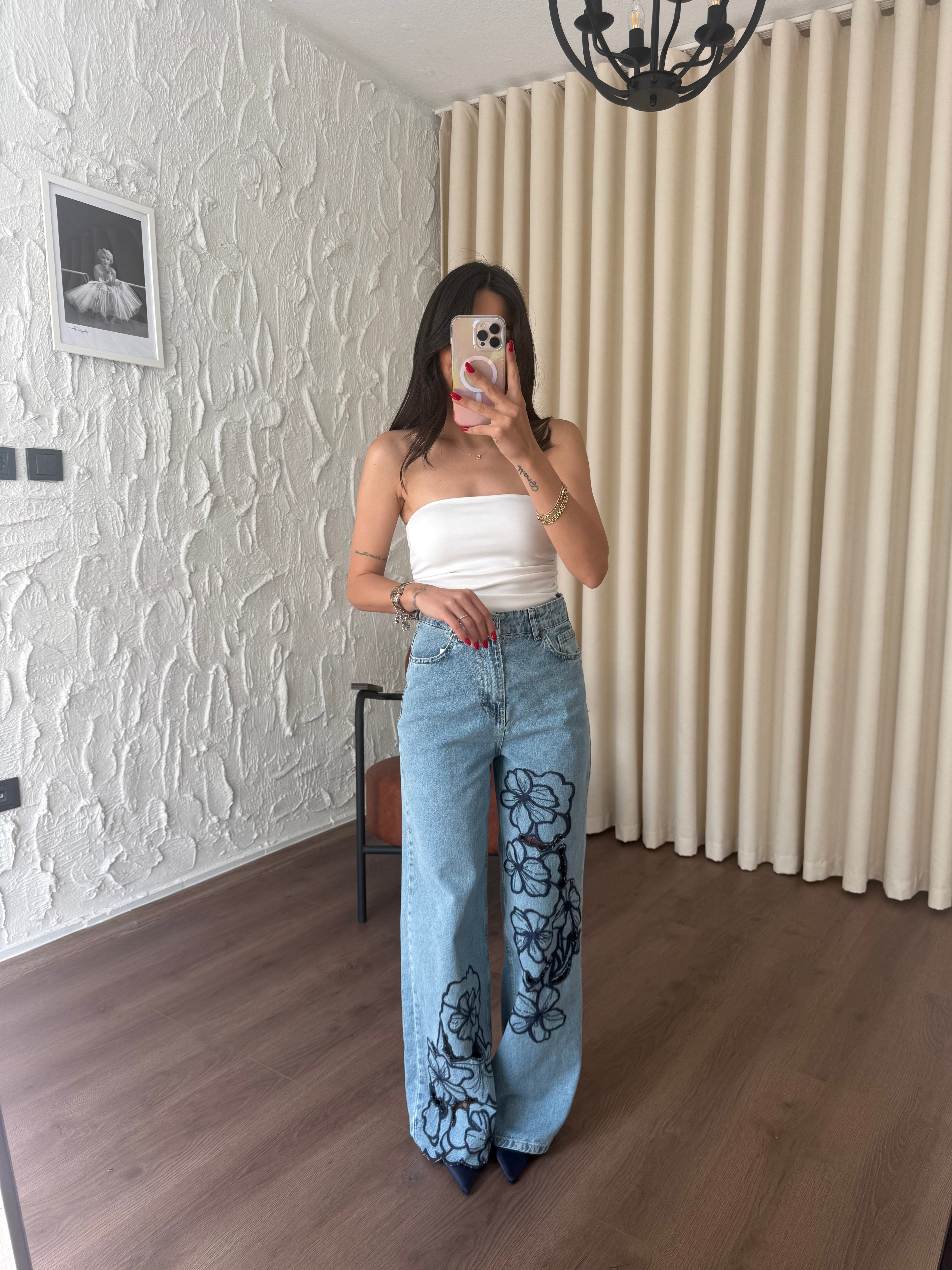 Lacivert Çiçek Motifli Jean