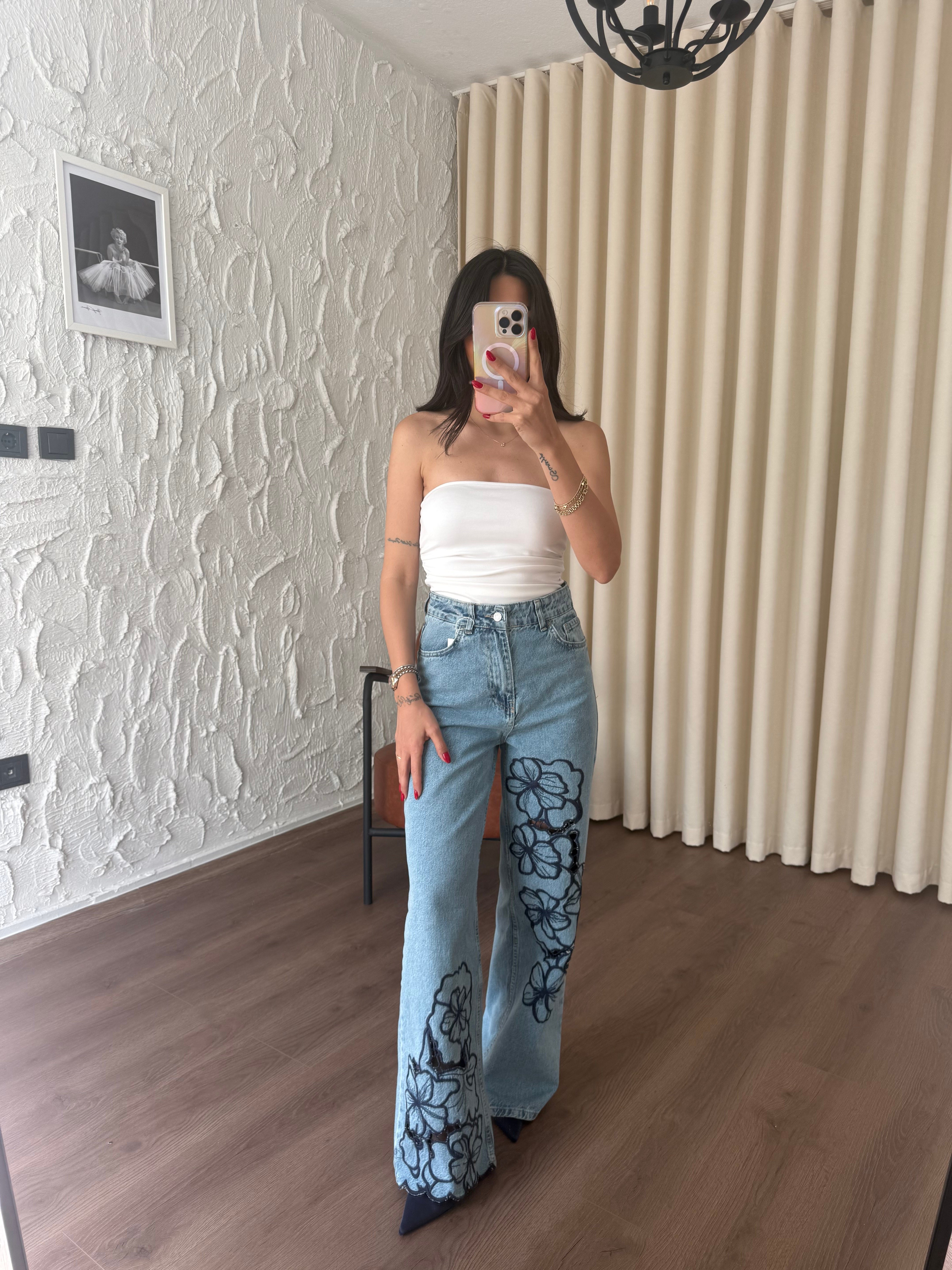 Lacivert Çiçek Motifli Jean