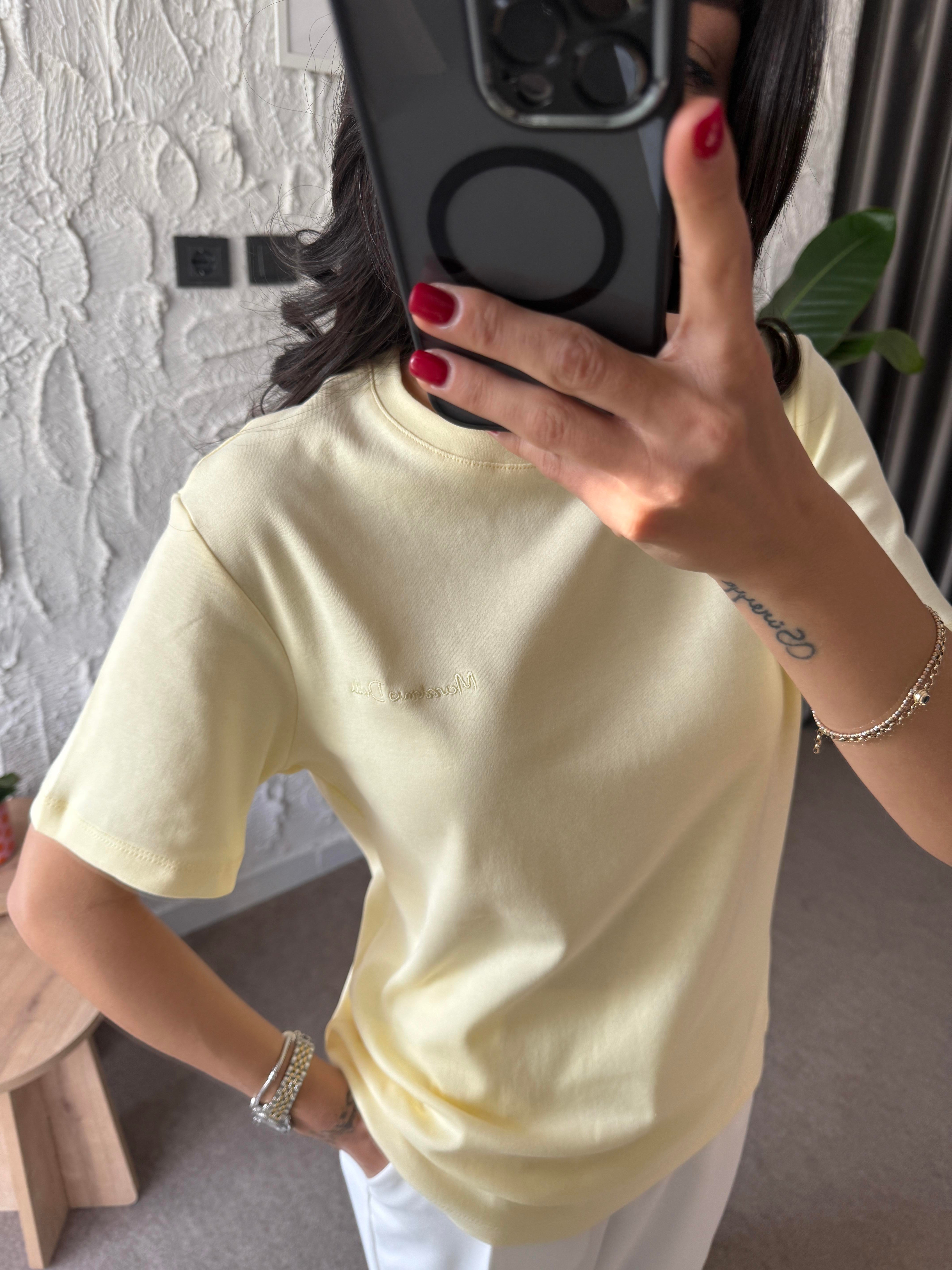 Logo İşlemeli Sarı Basic Tshirt