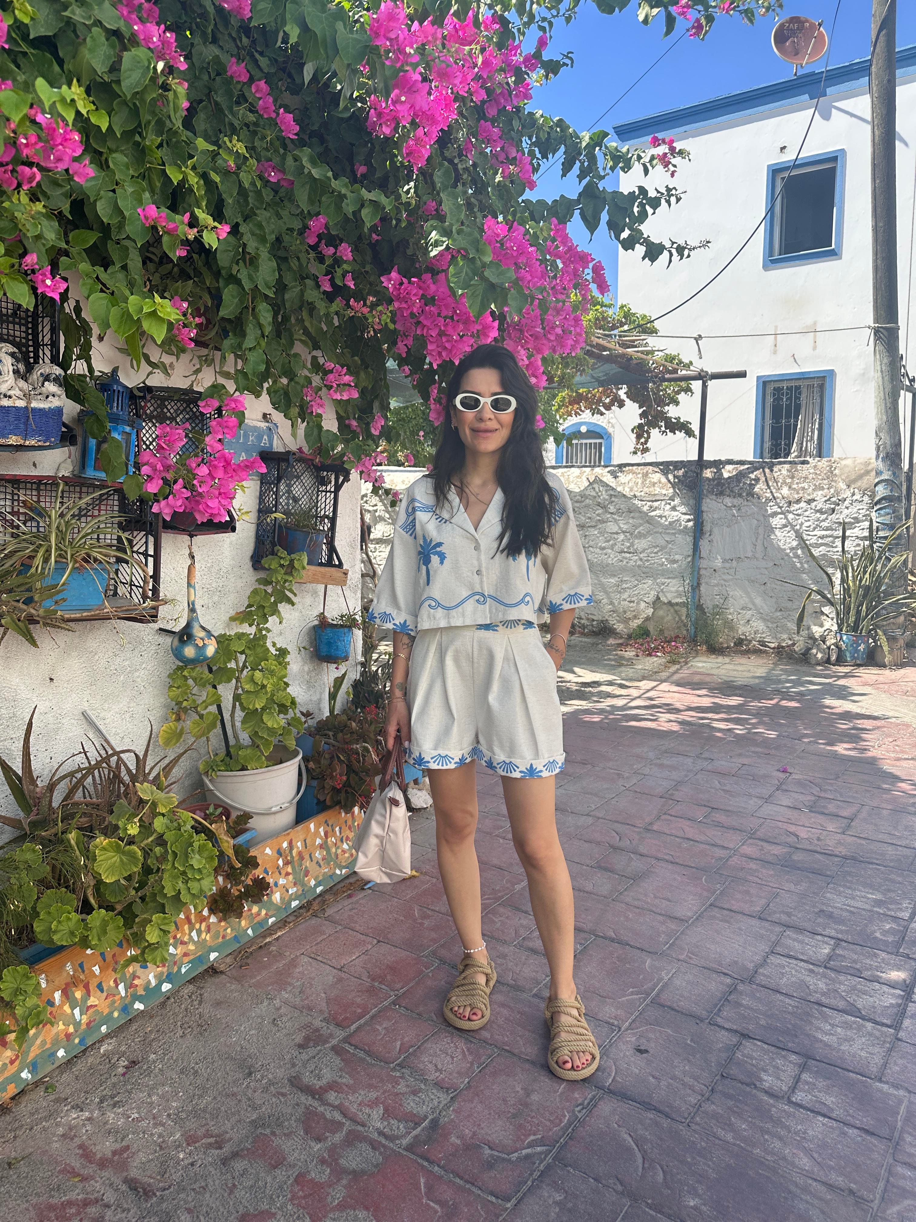 Nakış Detaylı Keten Gömlek Şort