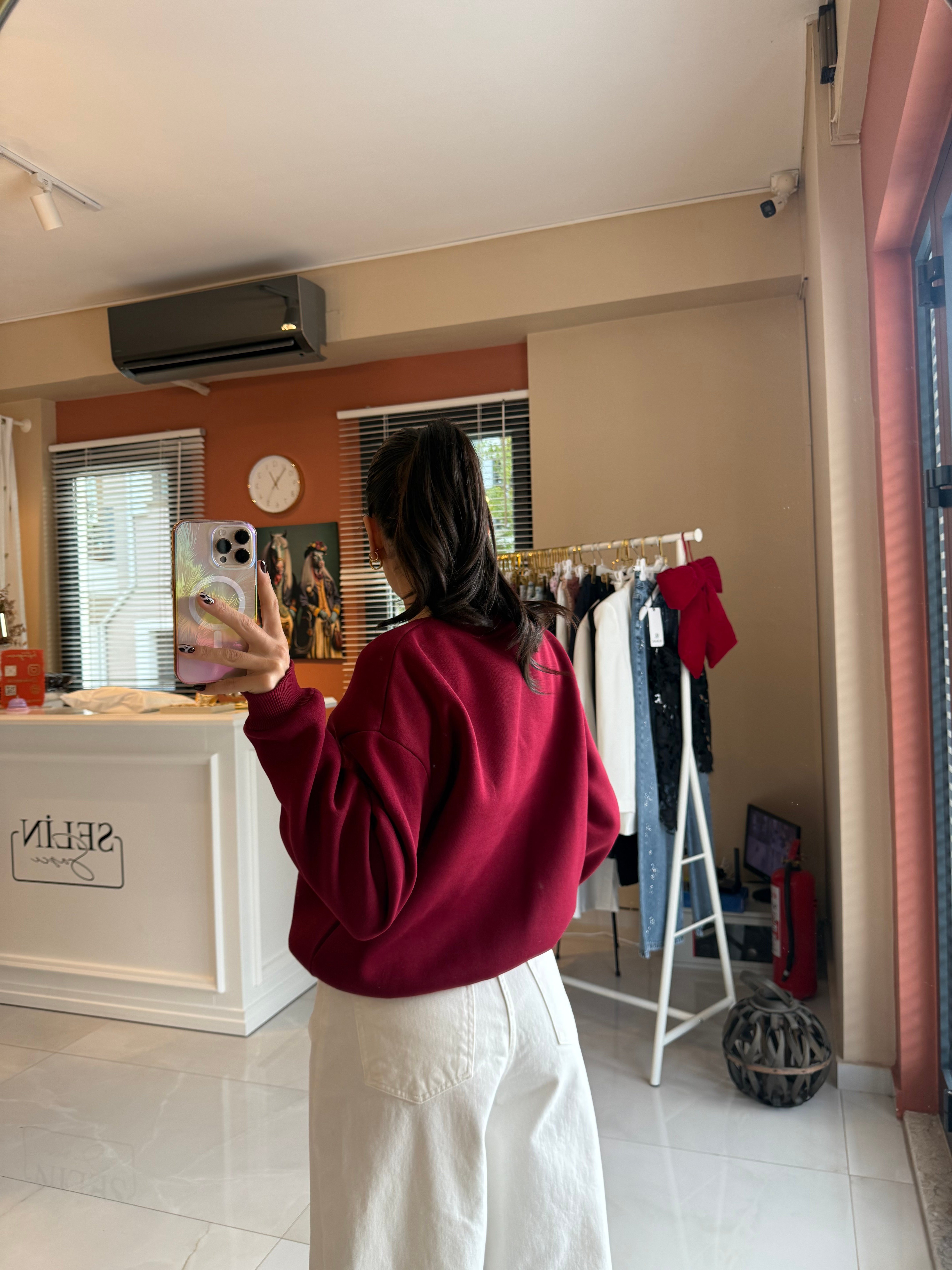 Nakış İşlemeli Bordo Sweatshirt
