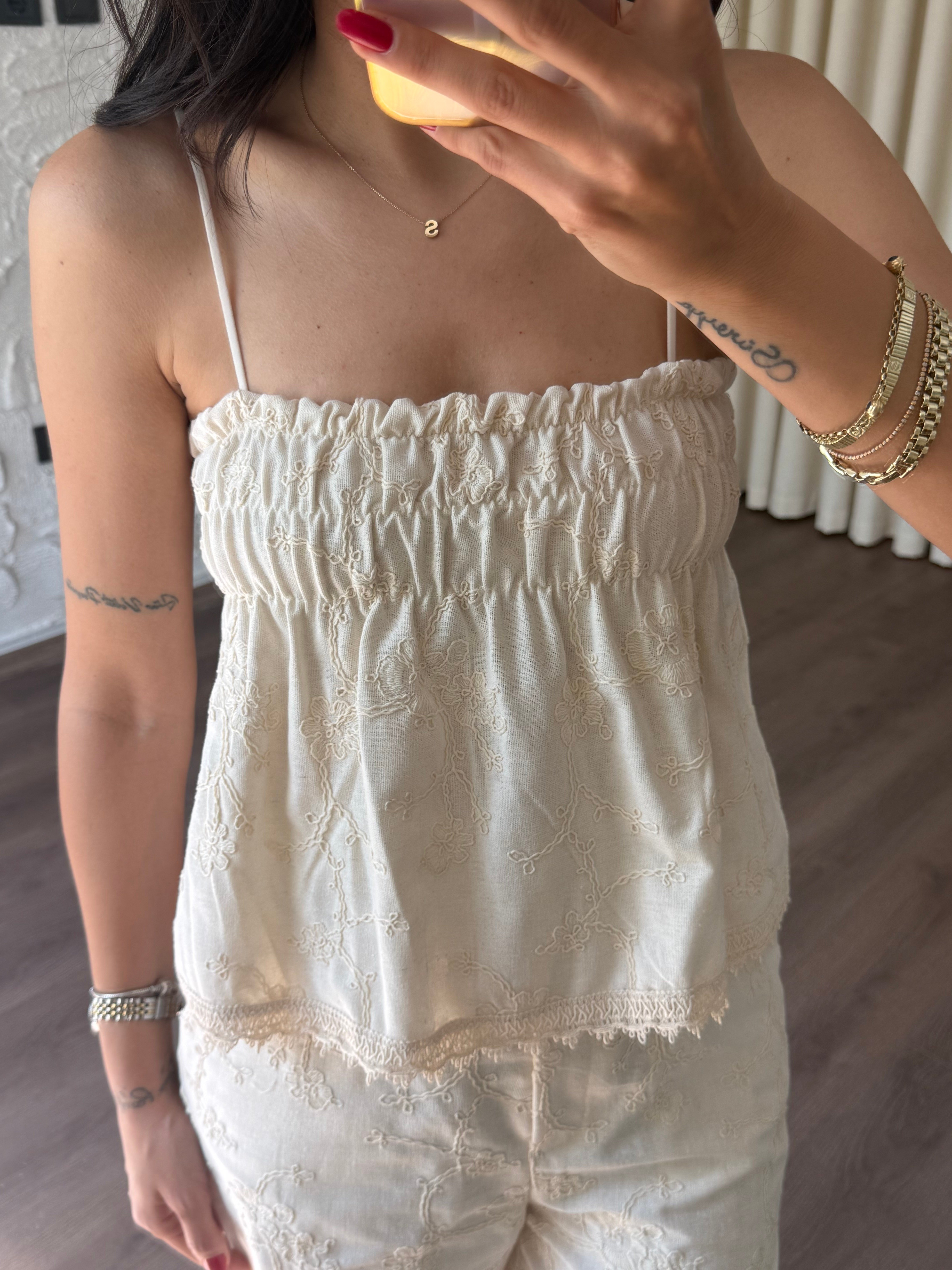 Naturel Nakış İşlemeli Bluz