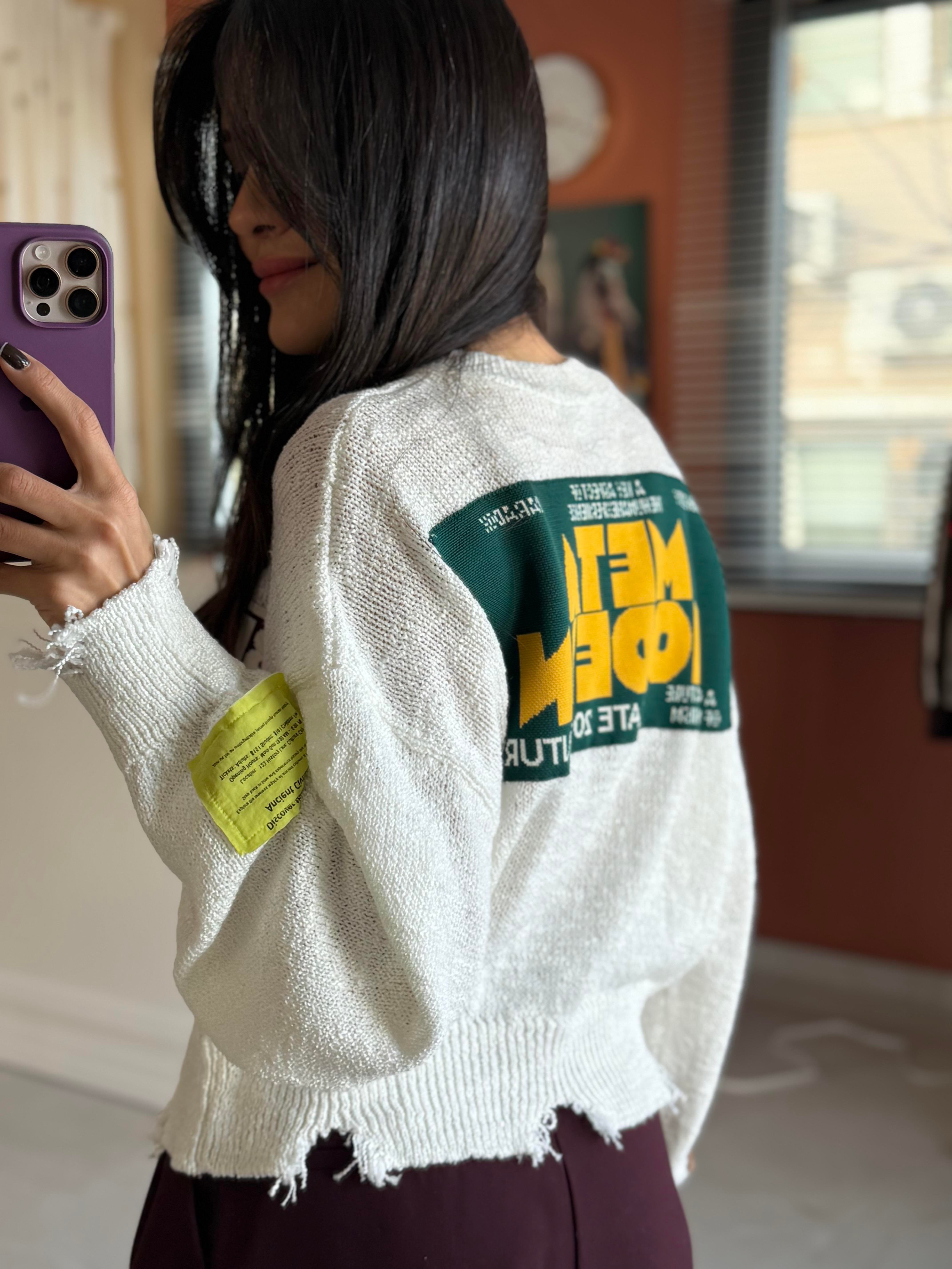 Patch Baskılı Eskitme Detay Ekru Triko