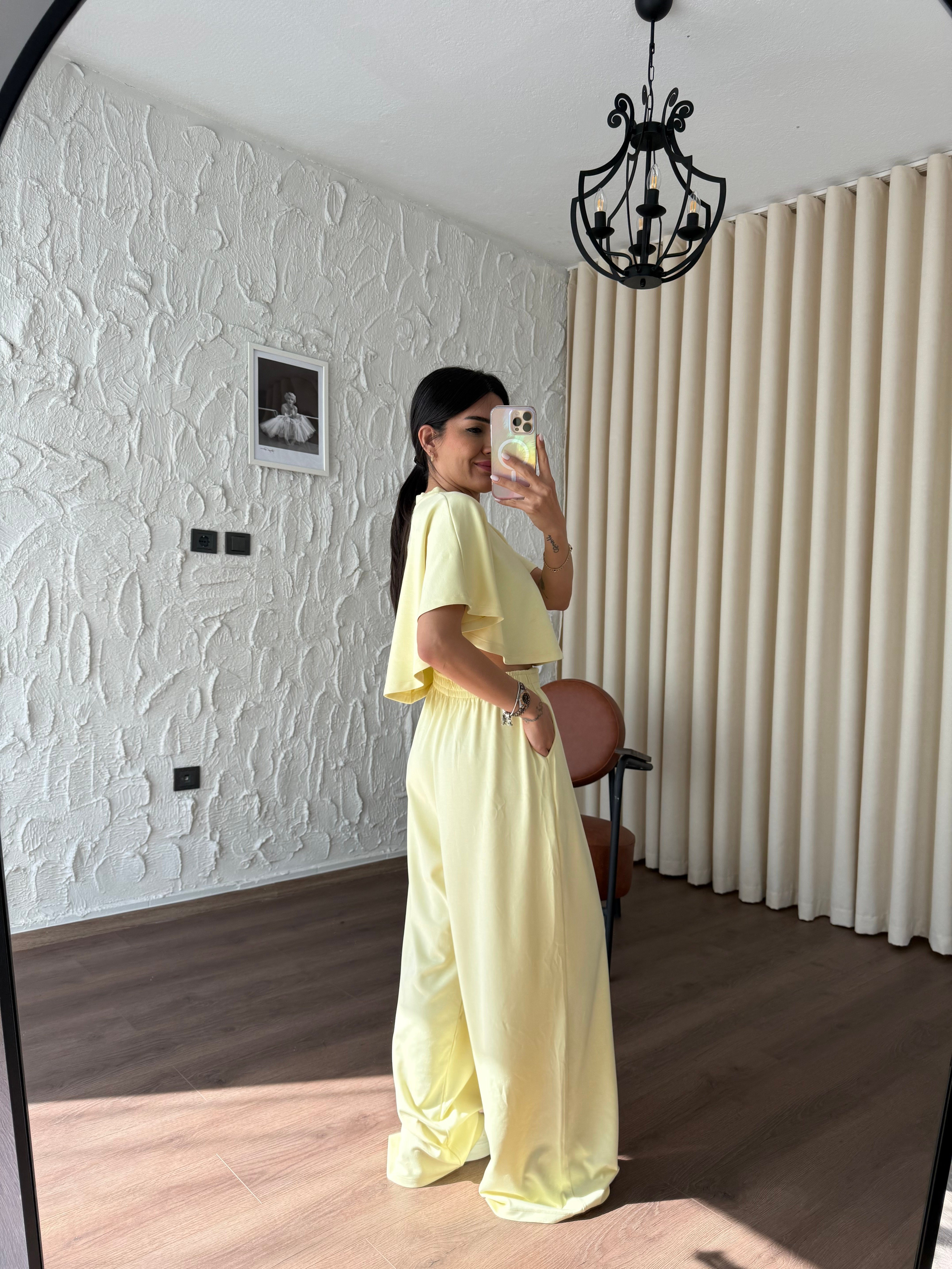 Pelerin Model Sarı Modal Takım