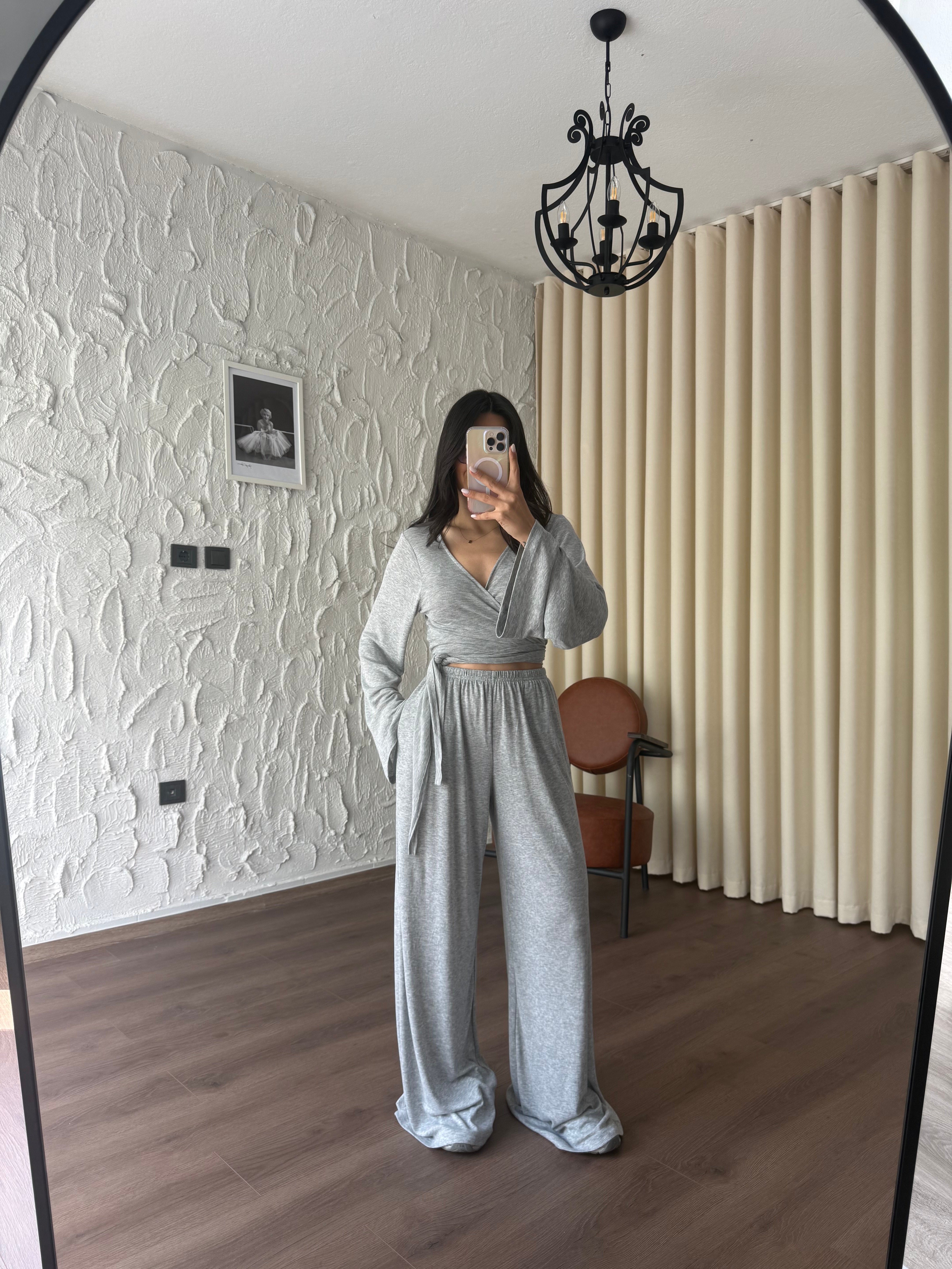 Ribana Önden Bağlamalı Gri Takım