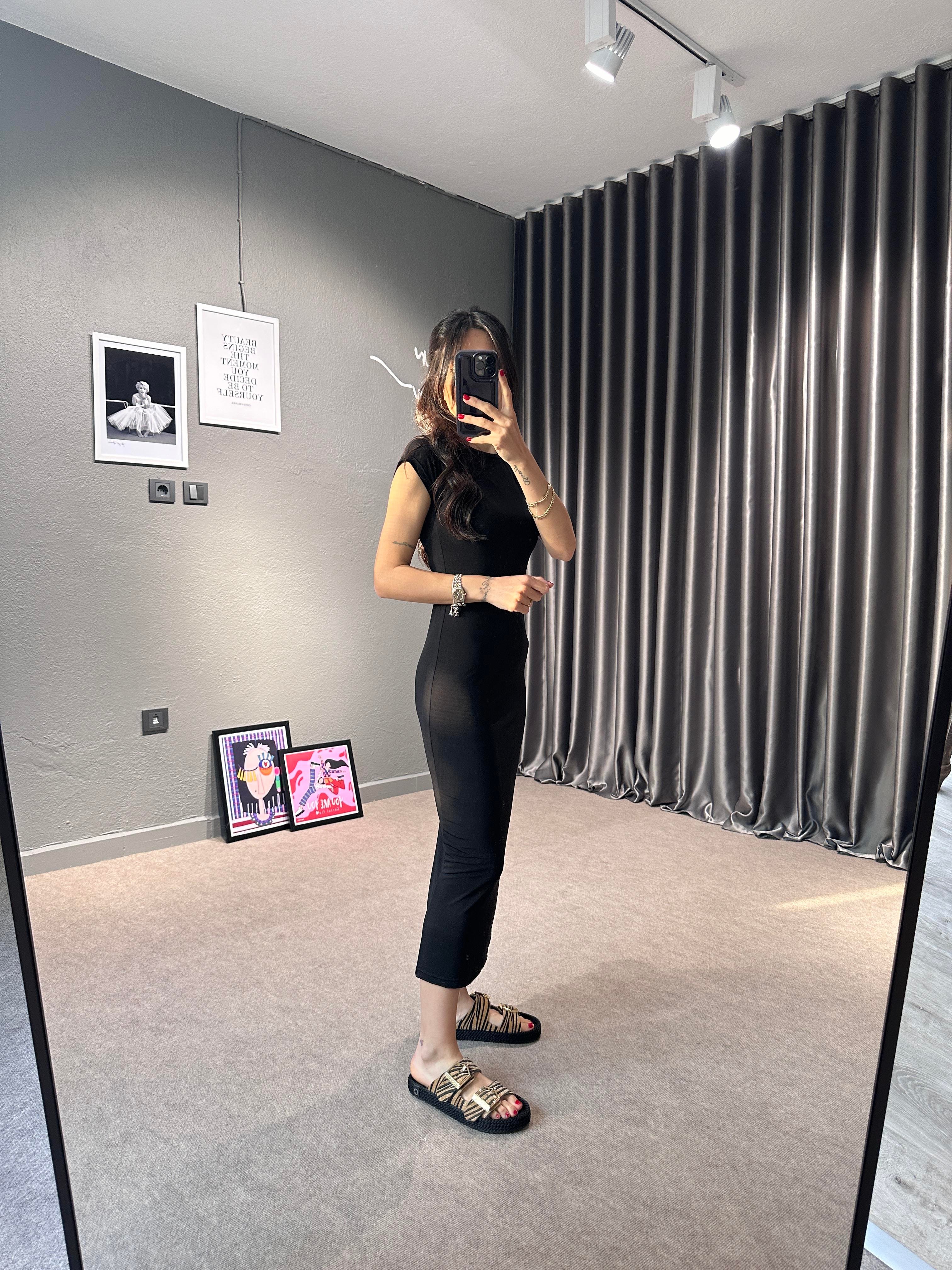 Sandy Siyah Midi Elbise 