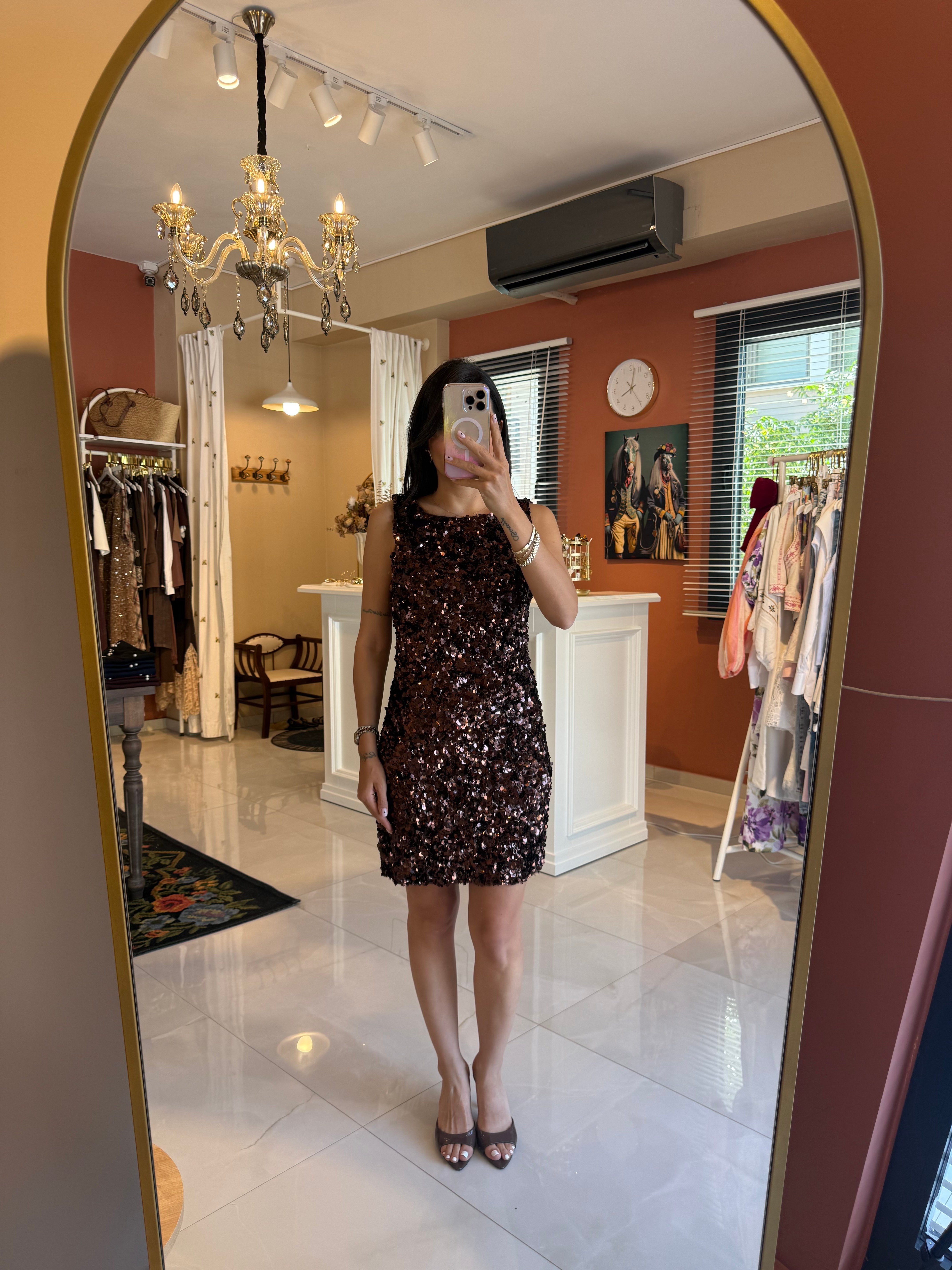 Sırt Detaylı Kahve Payetli Mini Elbise