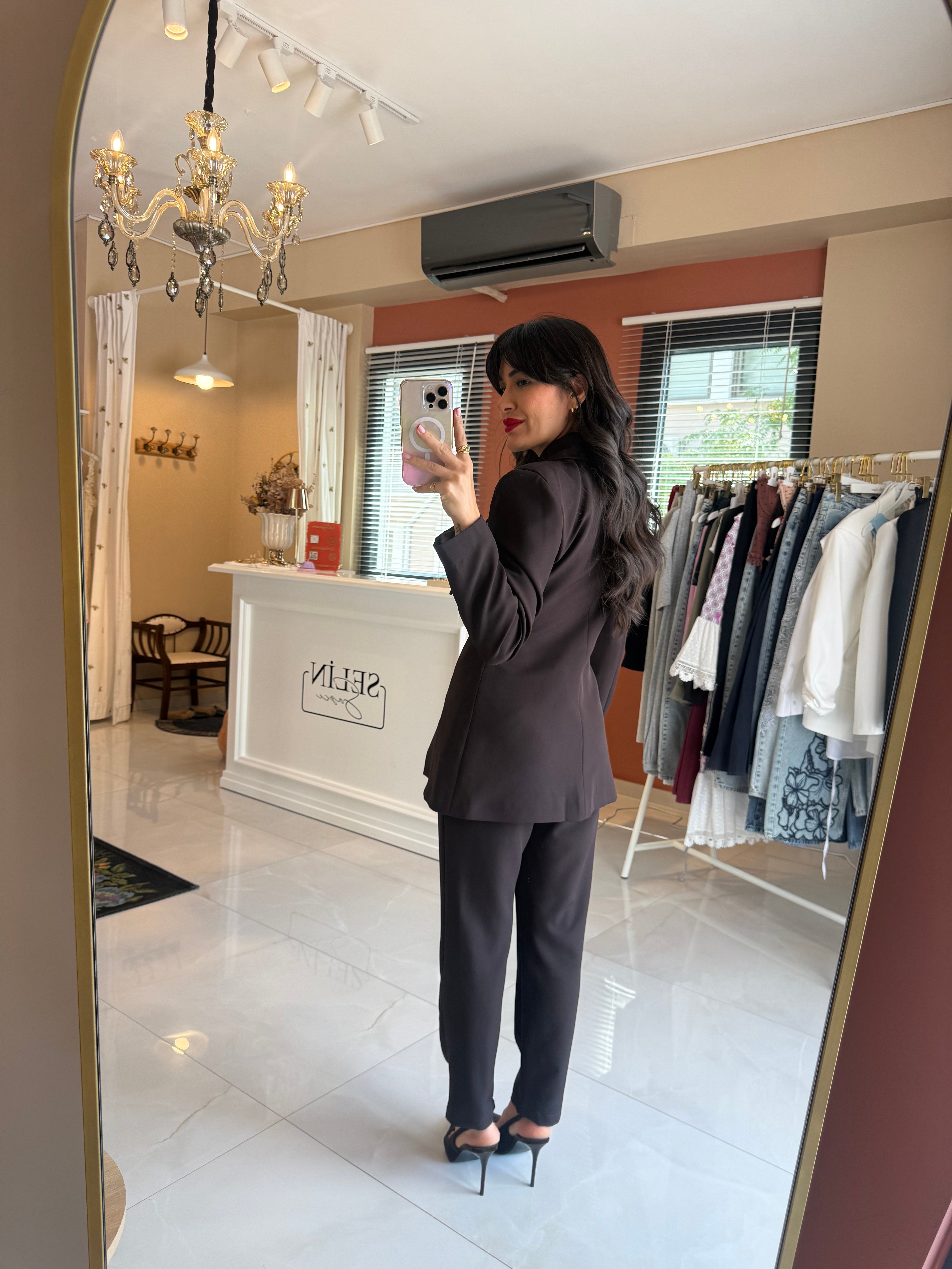 Sivri Yaka Belden Oturtmalı Kahve Takım