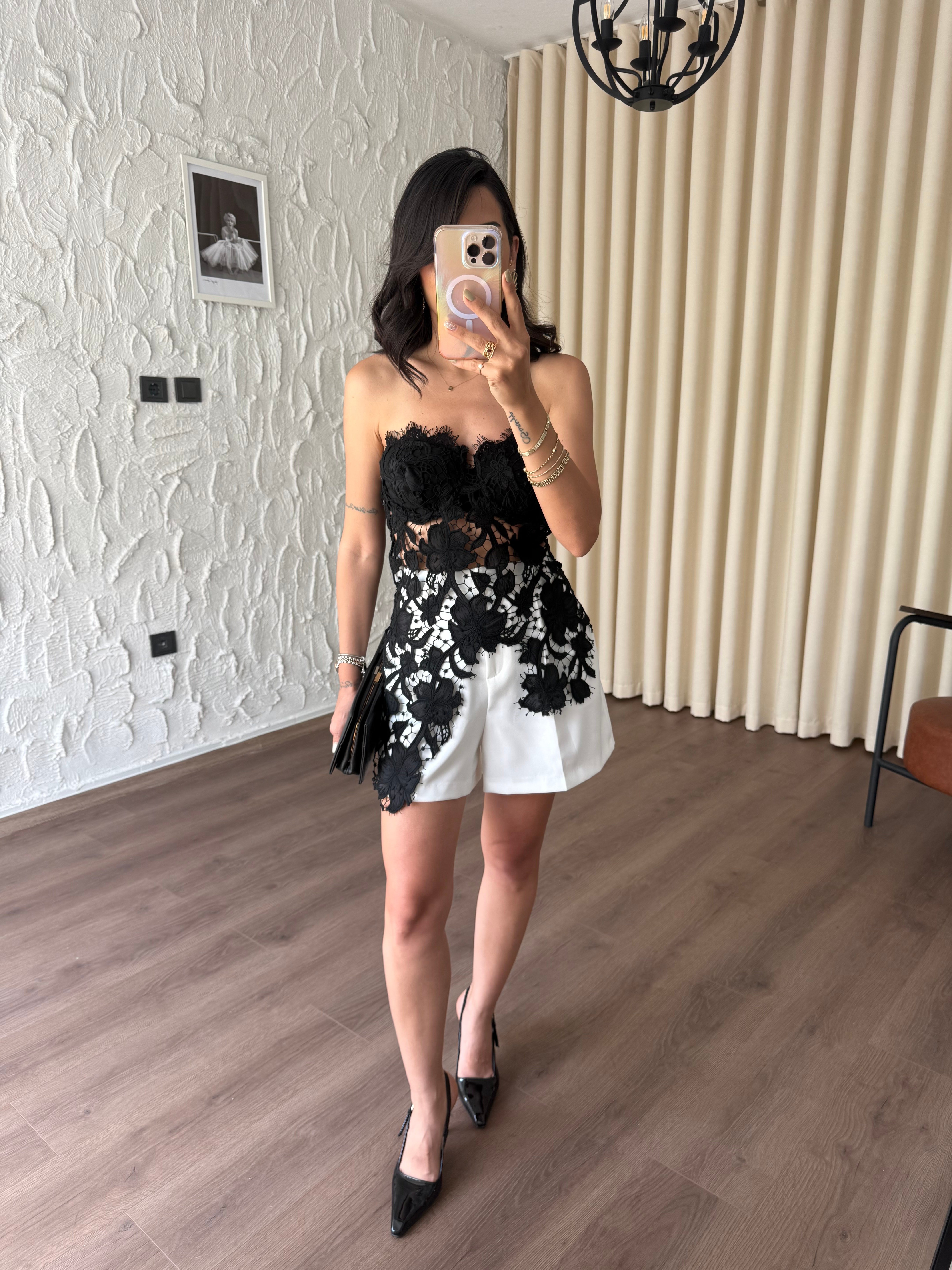Siyah Güpür Korse