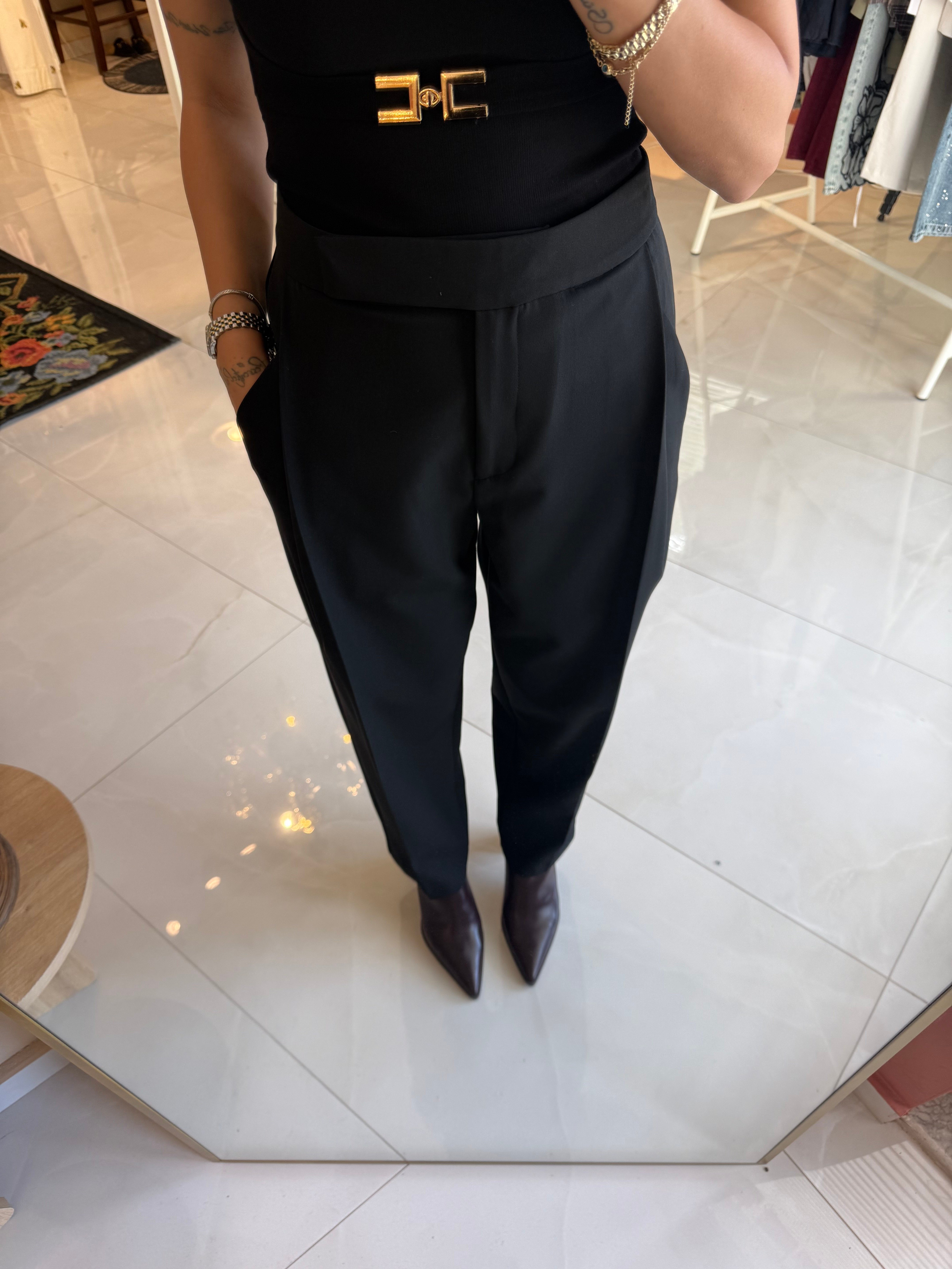 Siyah İç Kemerli Pantolon