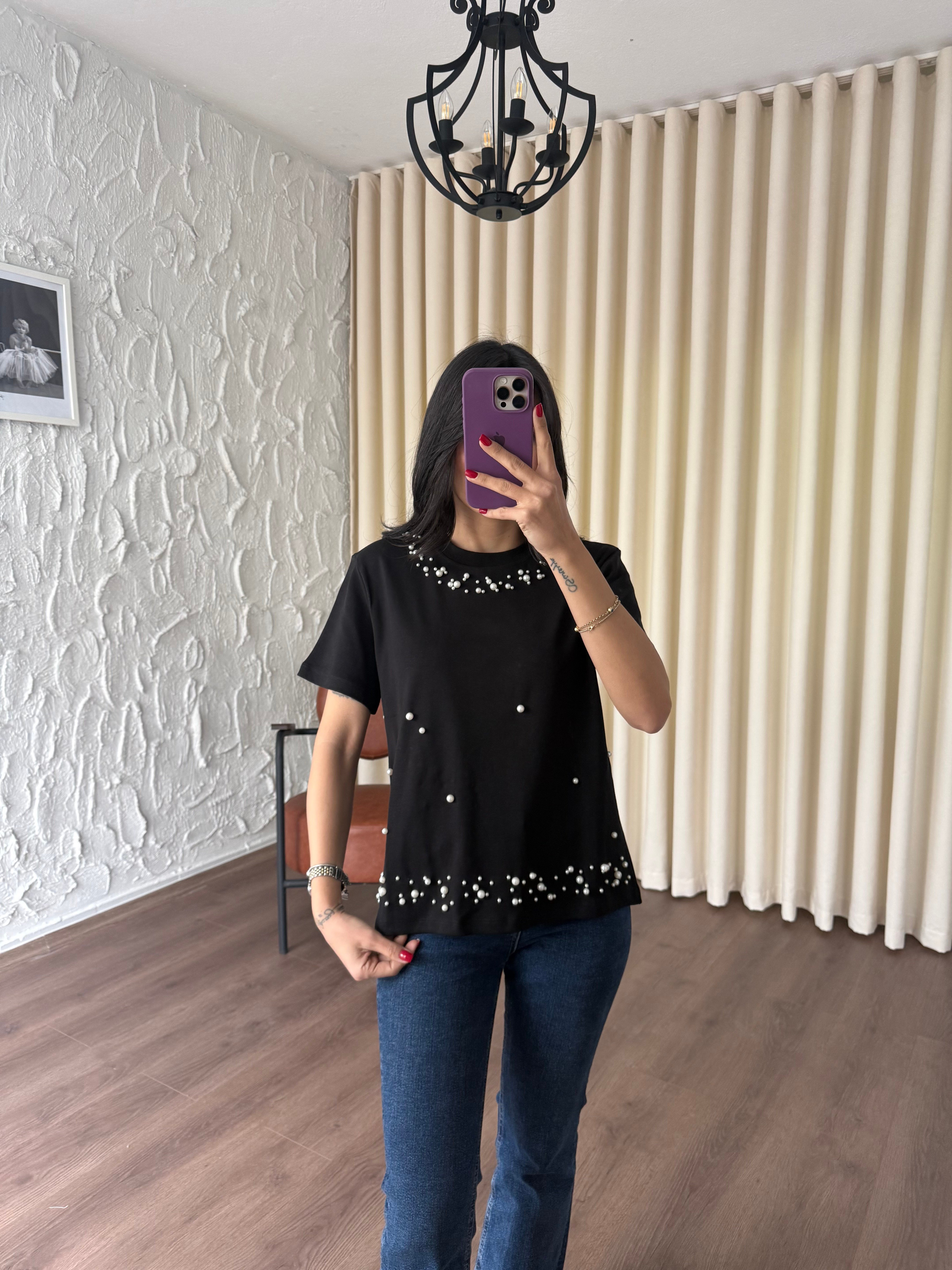 Siyah İncili Tshirt