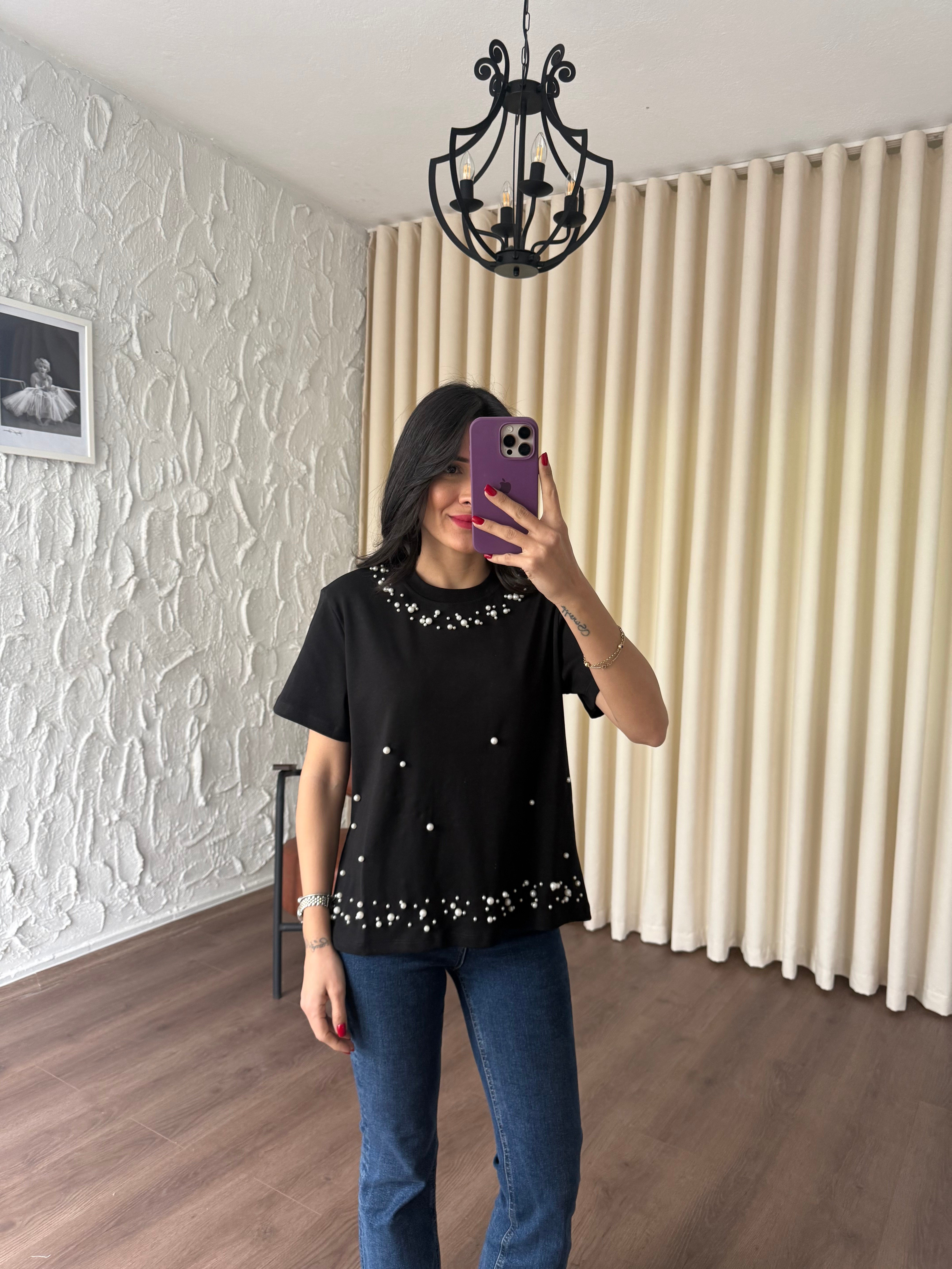 Siyah İncili Tshirt