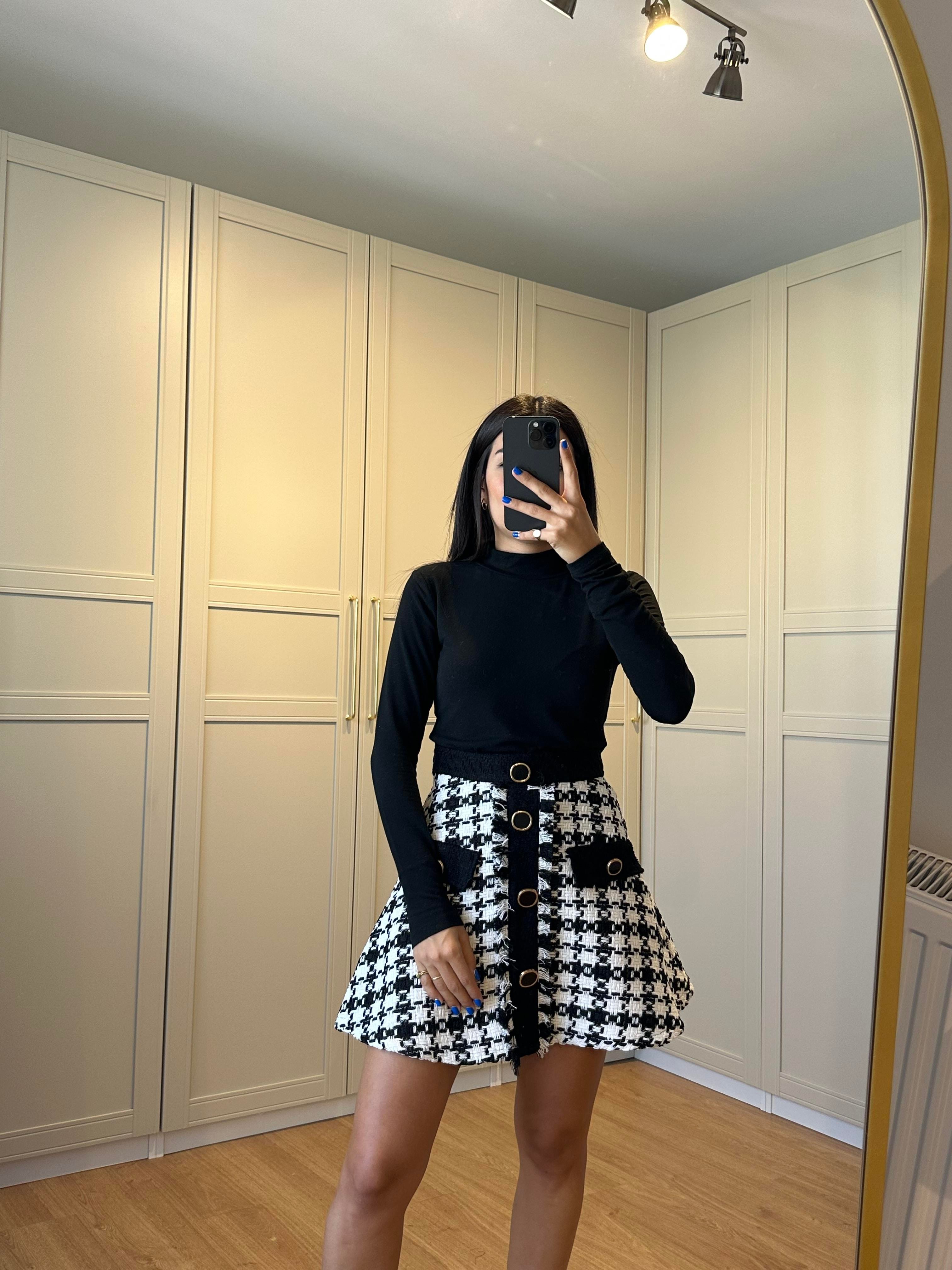 Siyah Orijinal Marka Soft Boyunlu Bluz