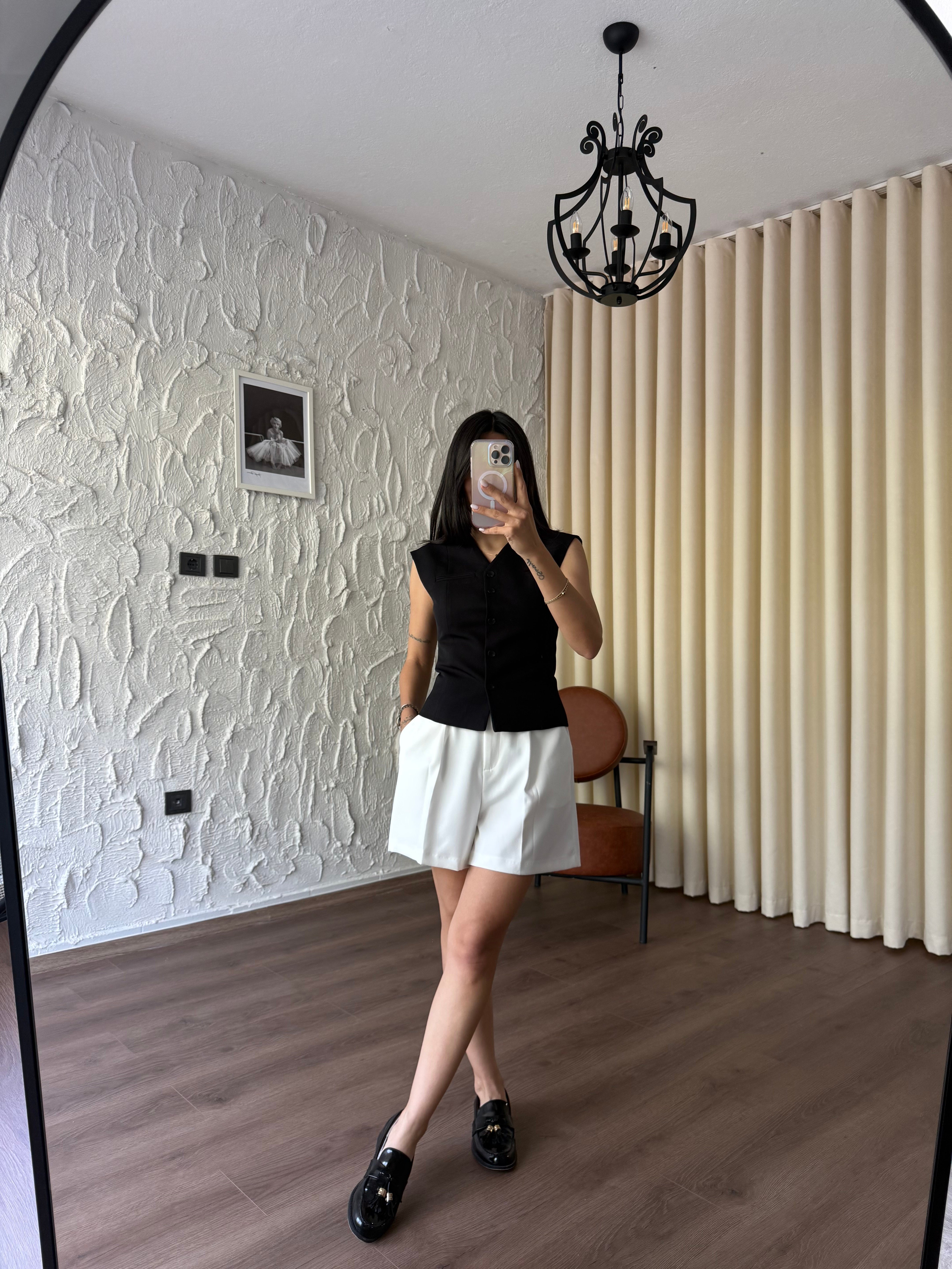 Siyah Yelek