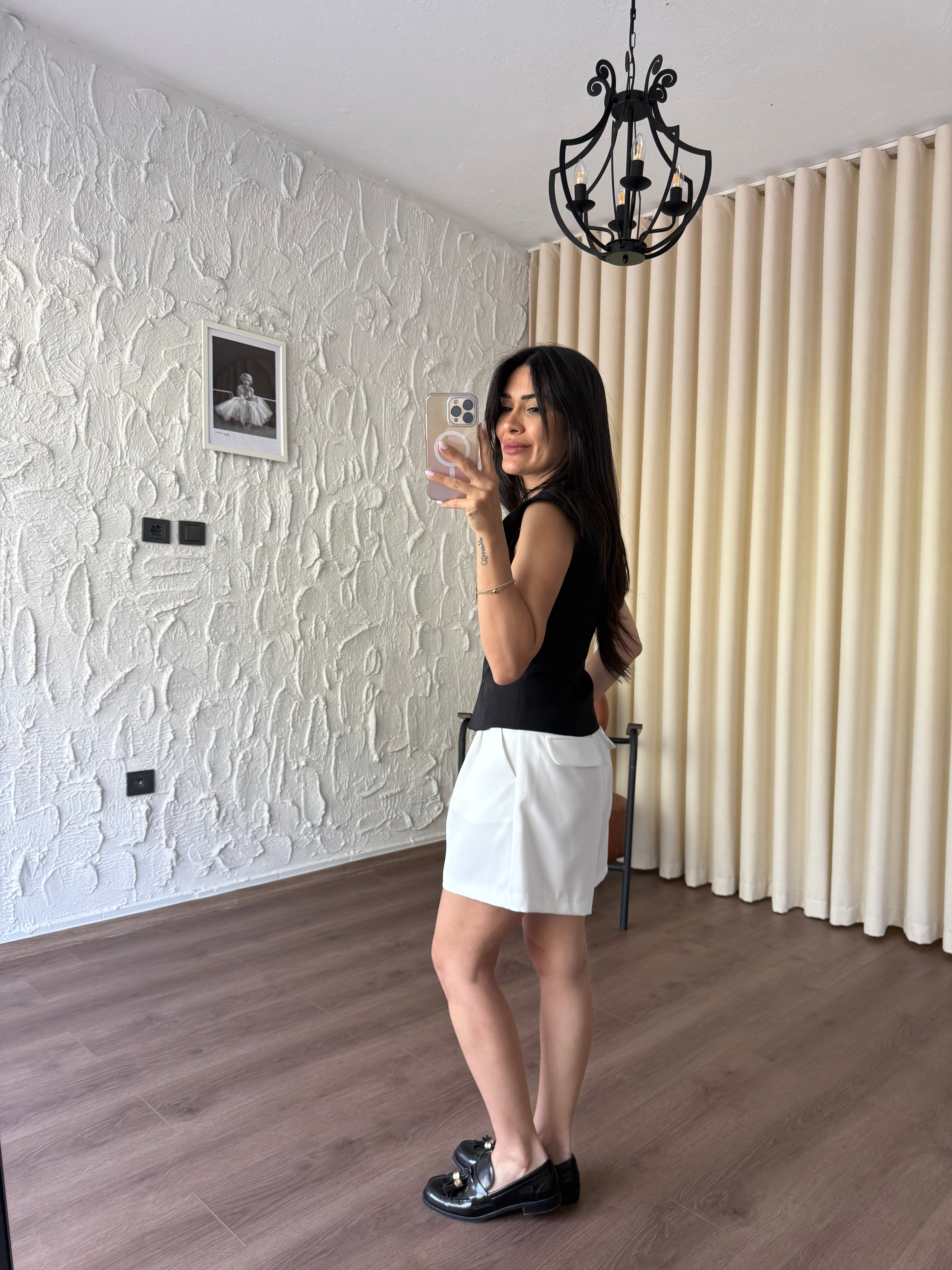 Siyah Yelek