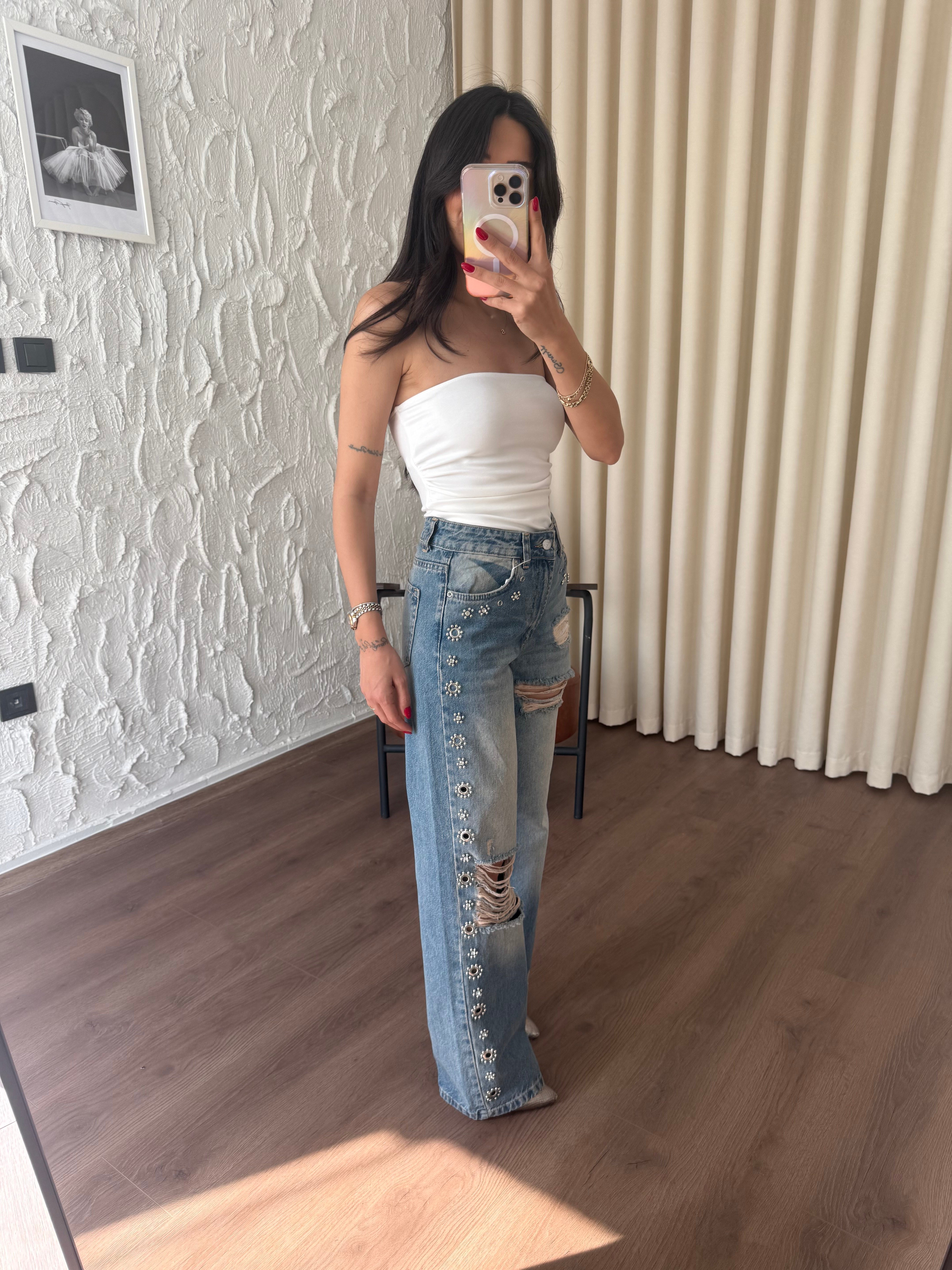Taş ve Boncuk Detaylı Yırtık Model Jean