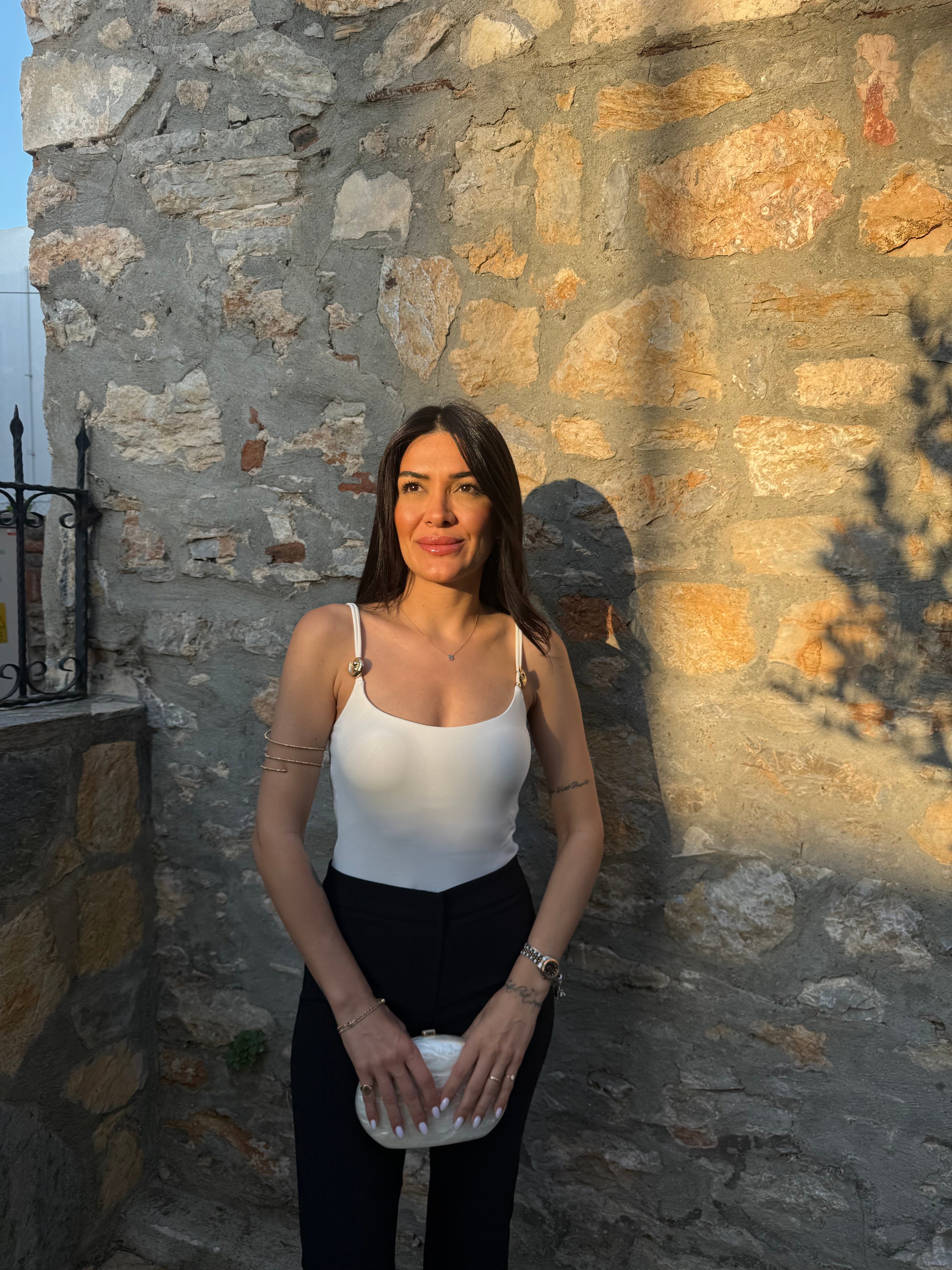 Toka Detaylı Ekru Bodysuit