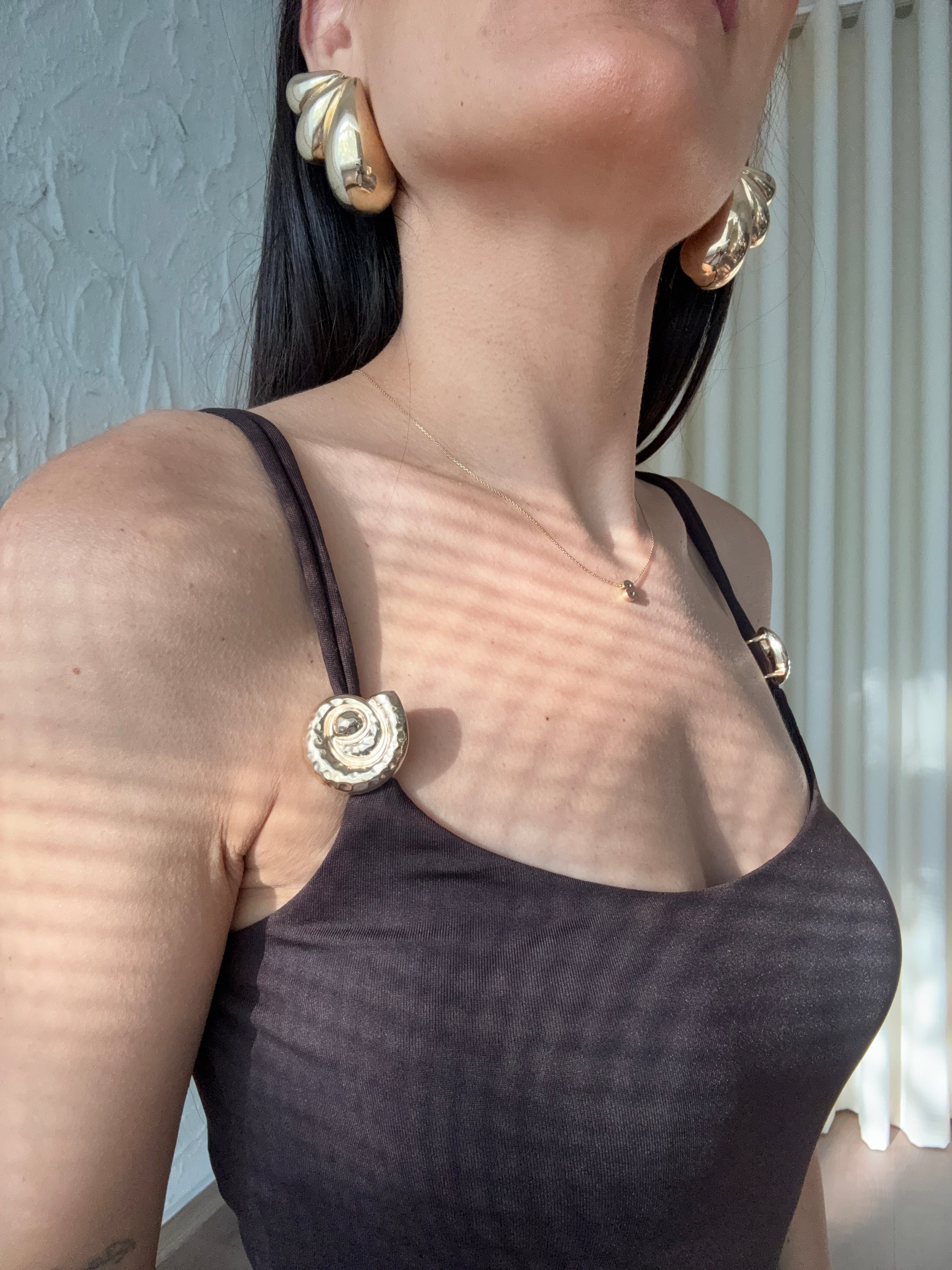 Toka Detaylı Kahverengi Bodysuit