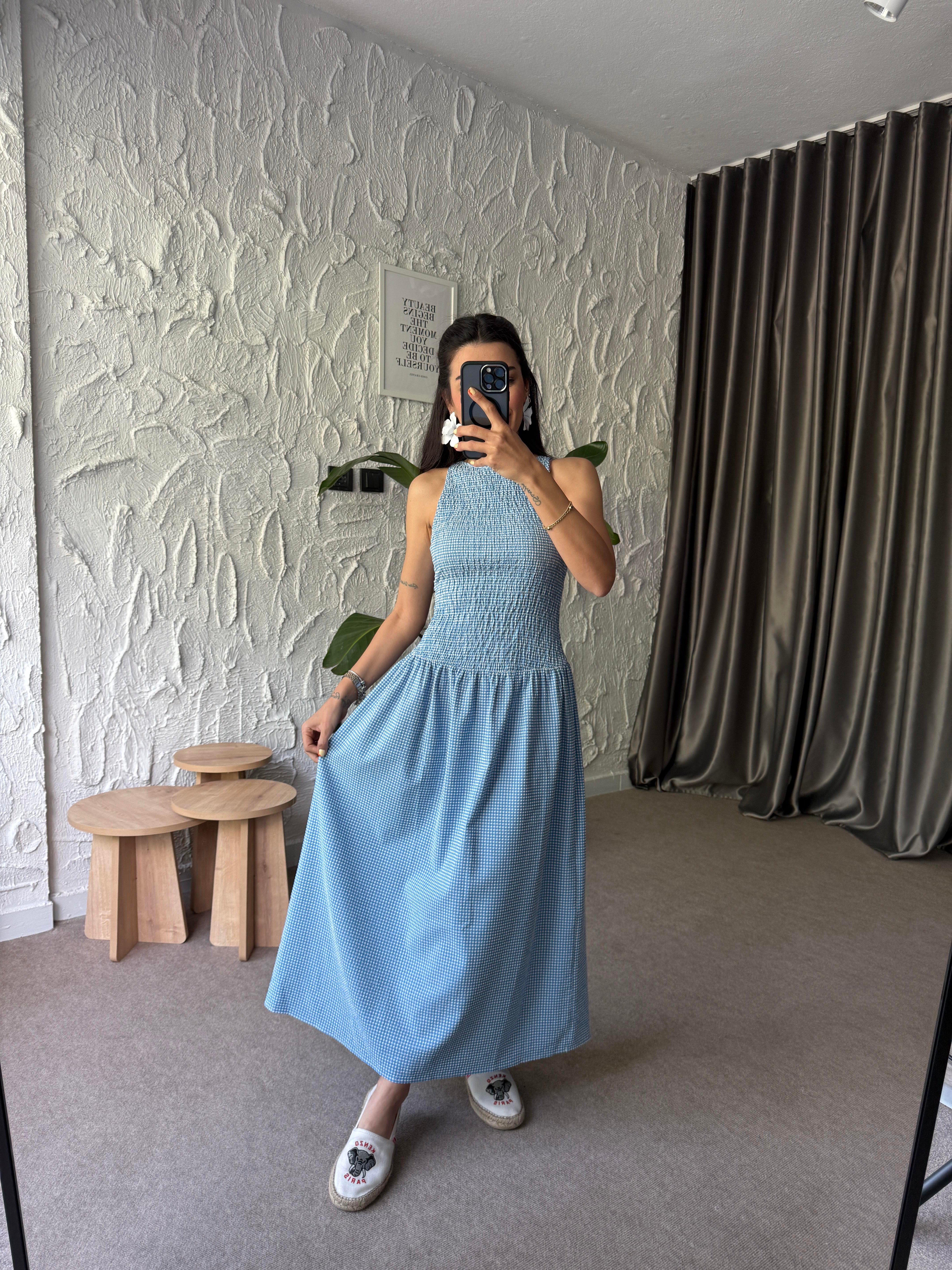 Üstü Gipeli Mavi Elbise