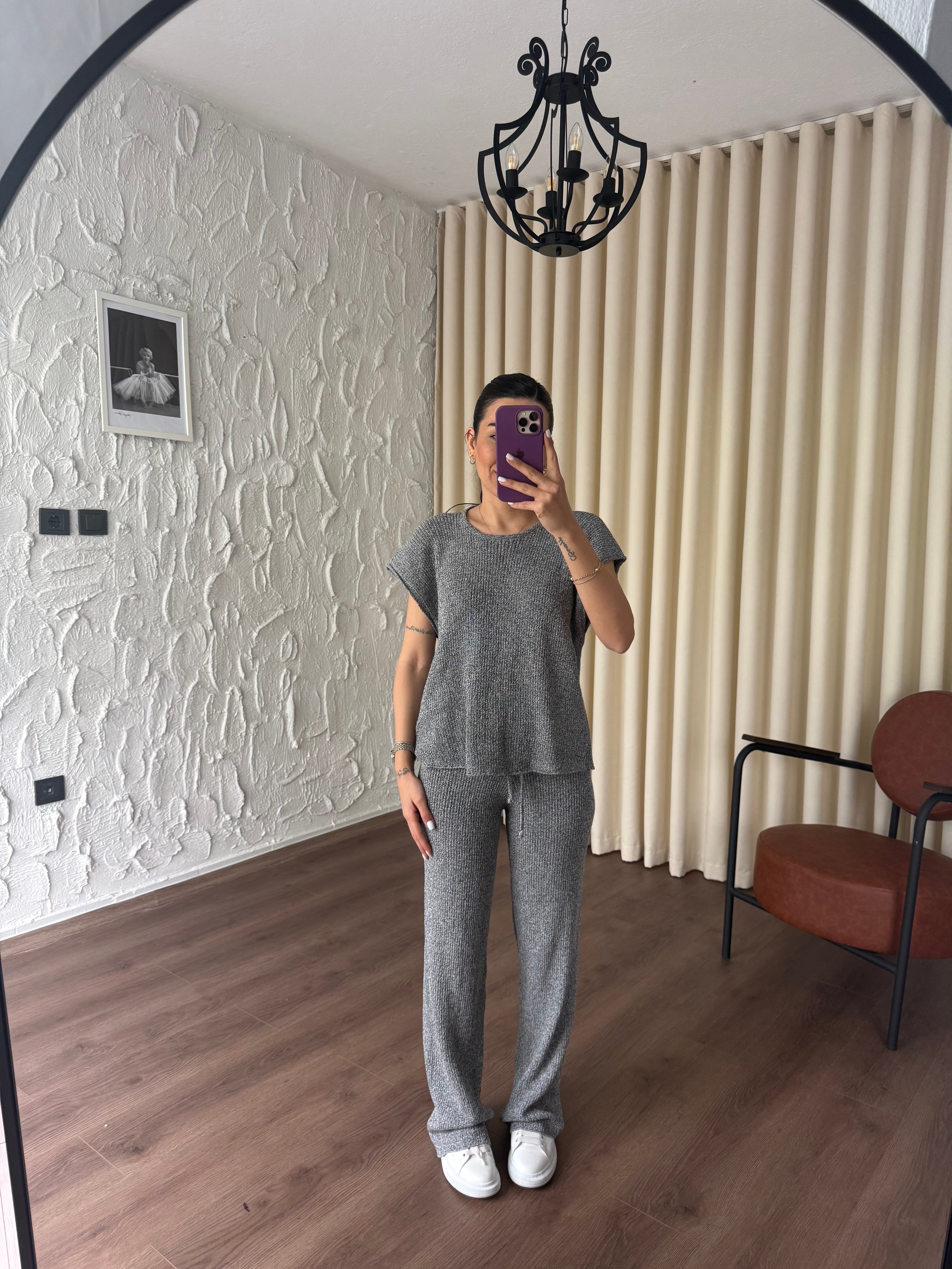 Vala Gri Triko Takım