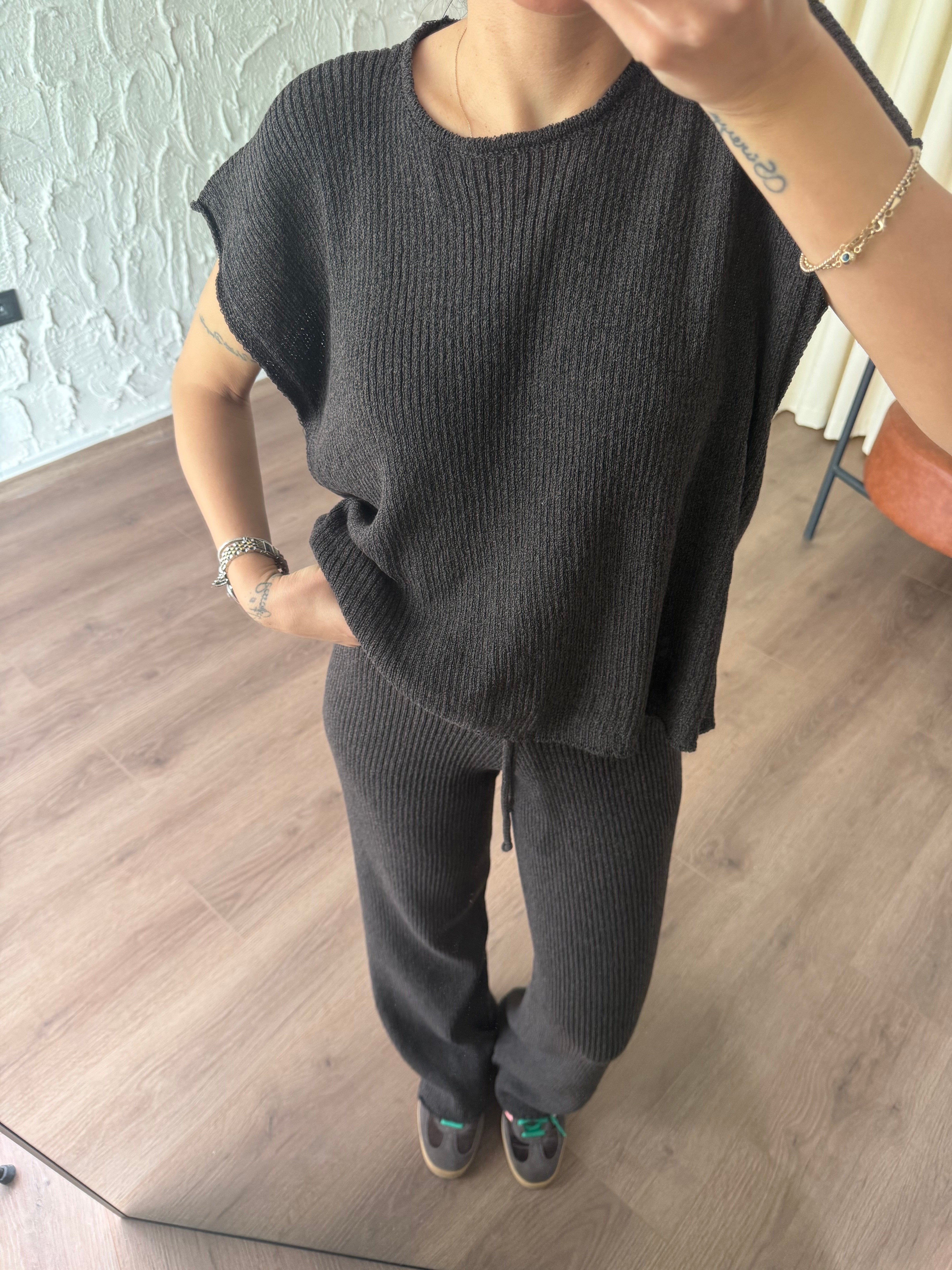 Vala Kahve Triko Takım