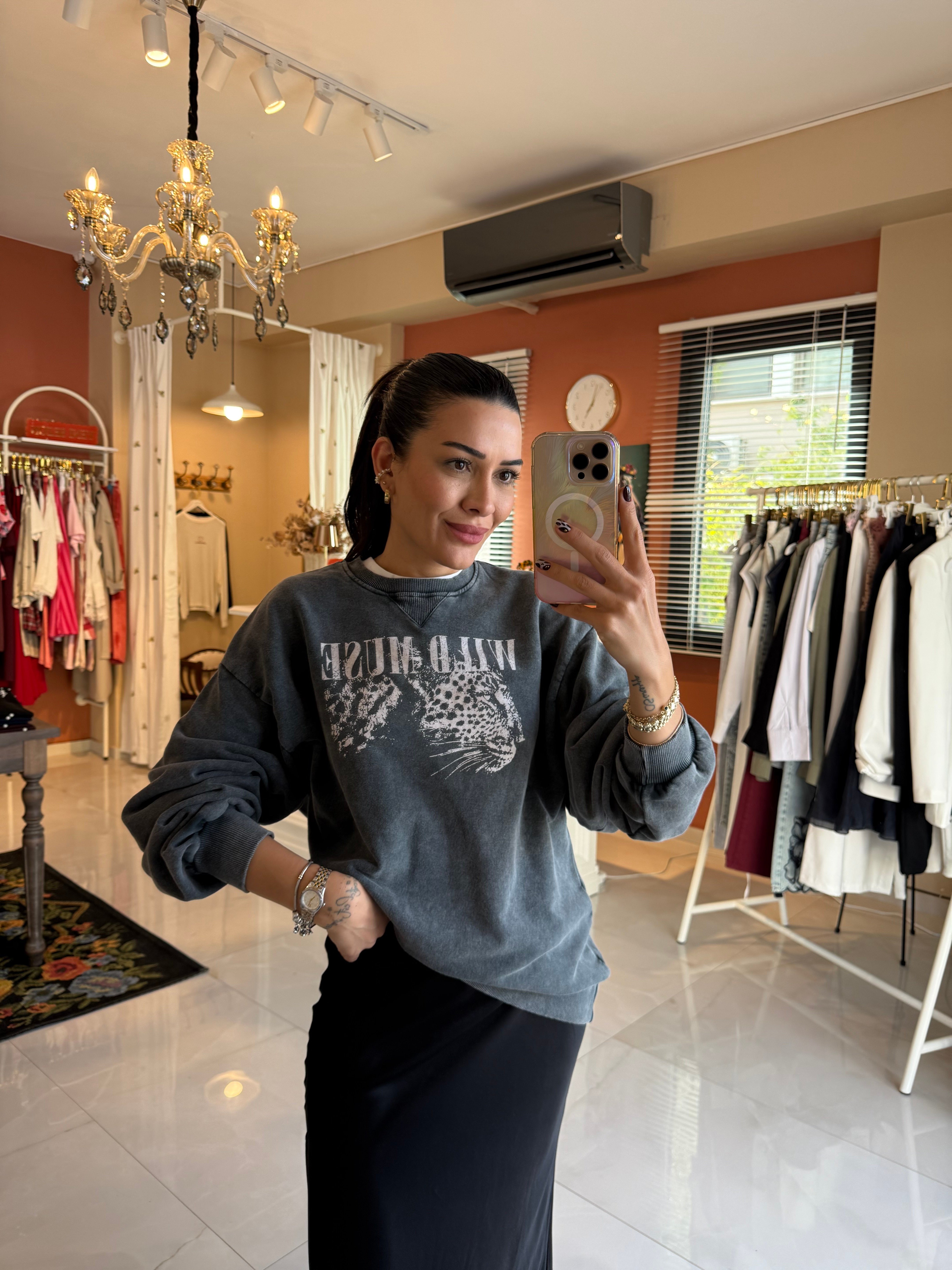 Wild Muse Baskılı Antrasit Sweatshirt