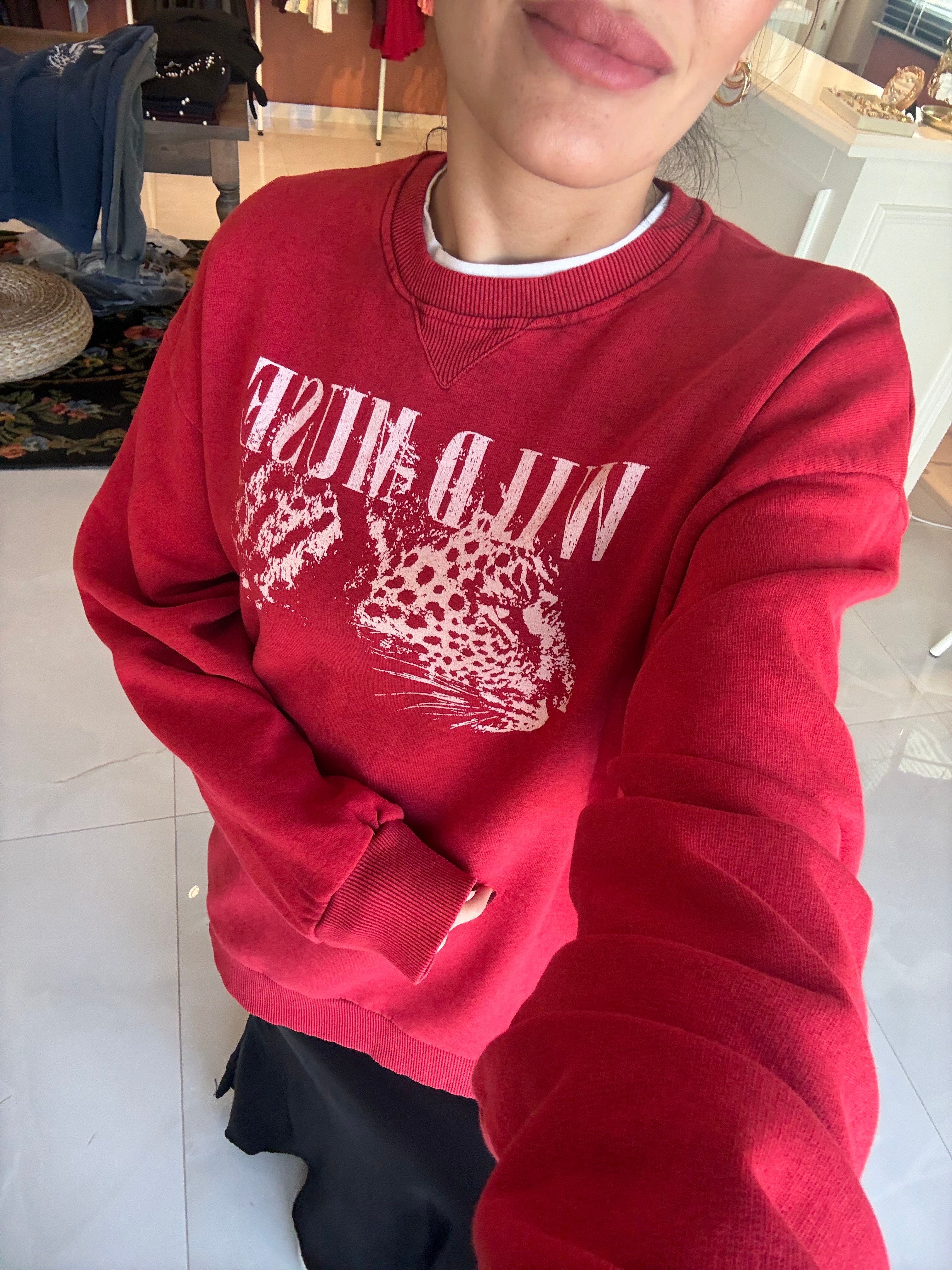 Wild Muse Baskılı Kırmızı Sweatshirt