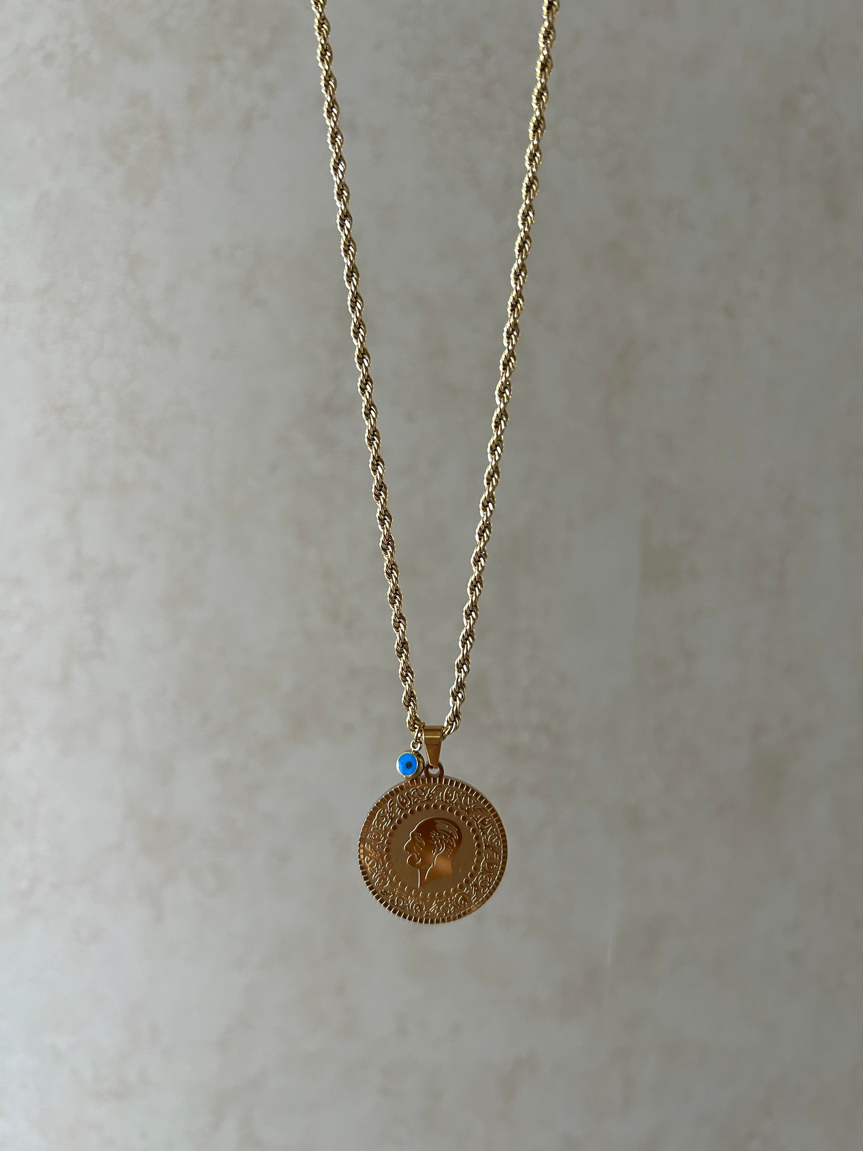 Ata model burgu kolye 