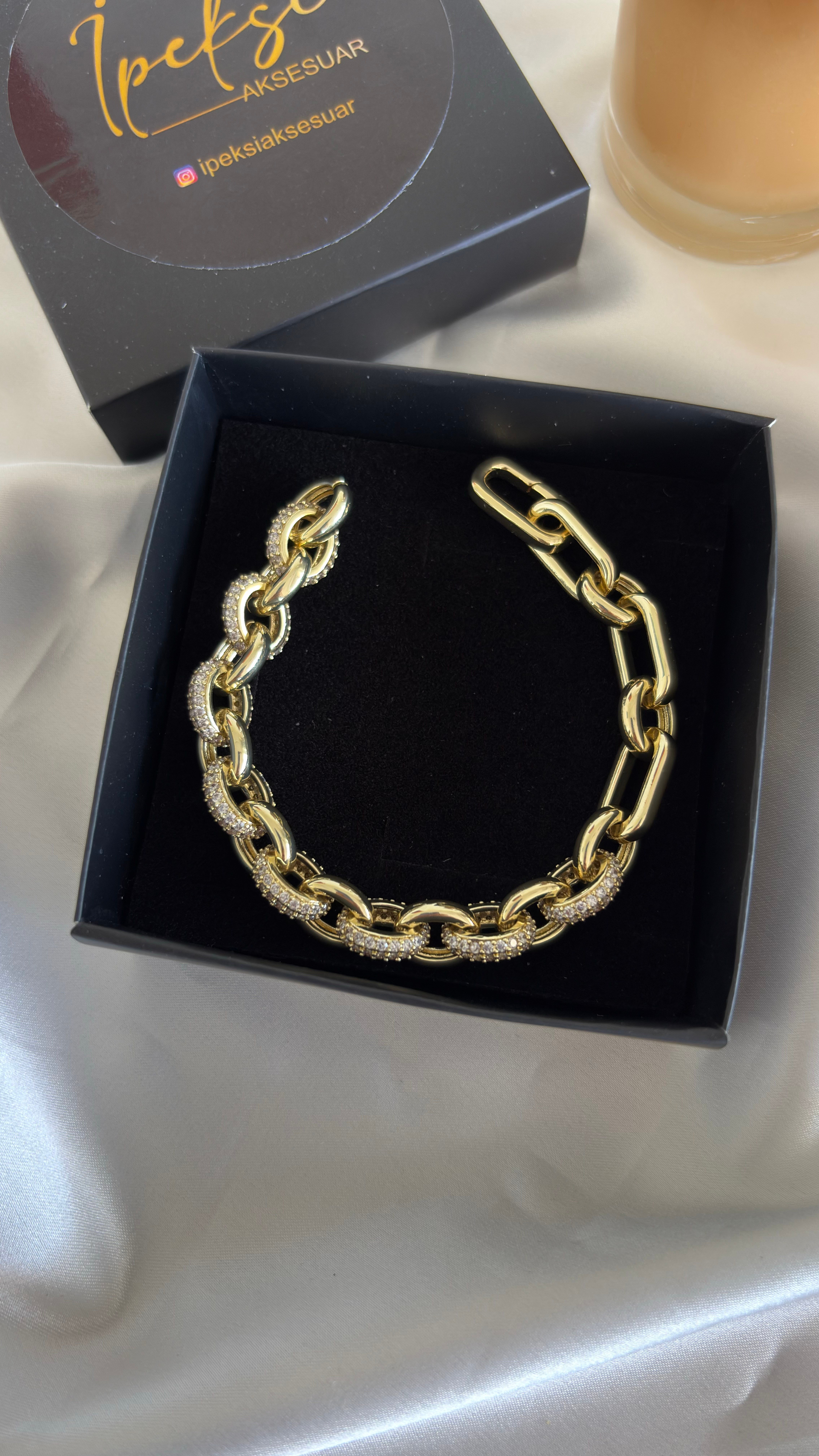 Daire taşlı 14k künye modeli 