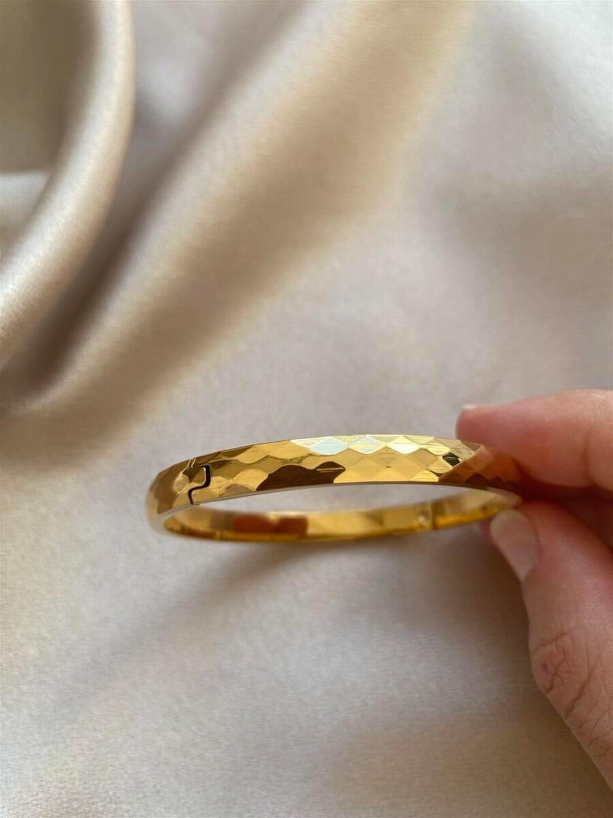 Dalgalı simli kuyumcu model