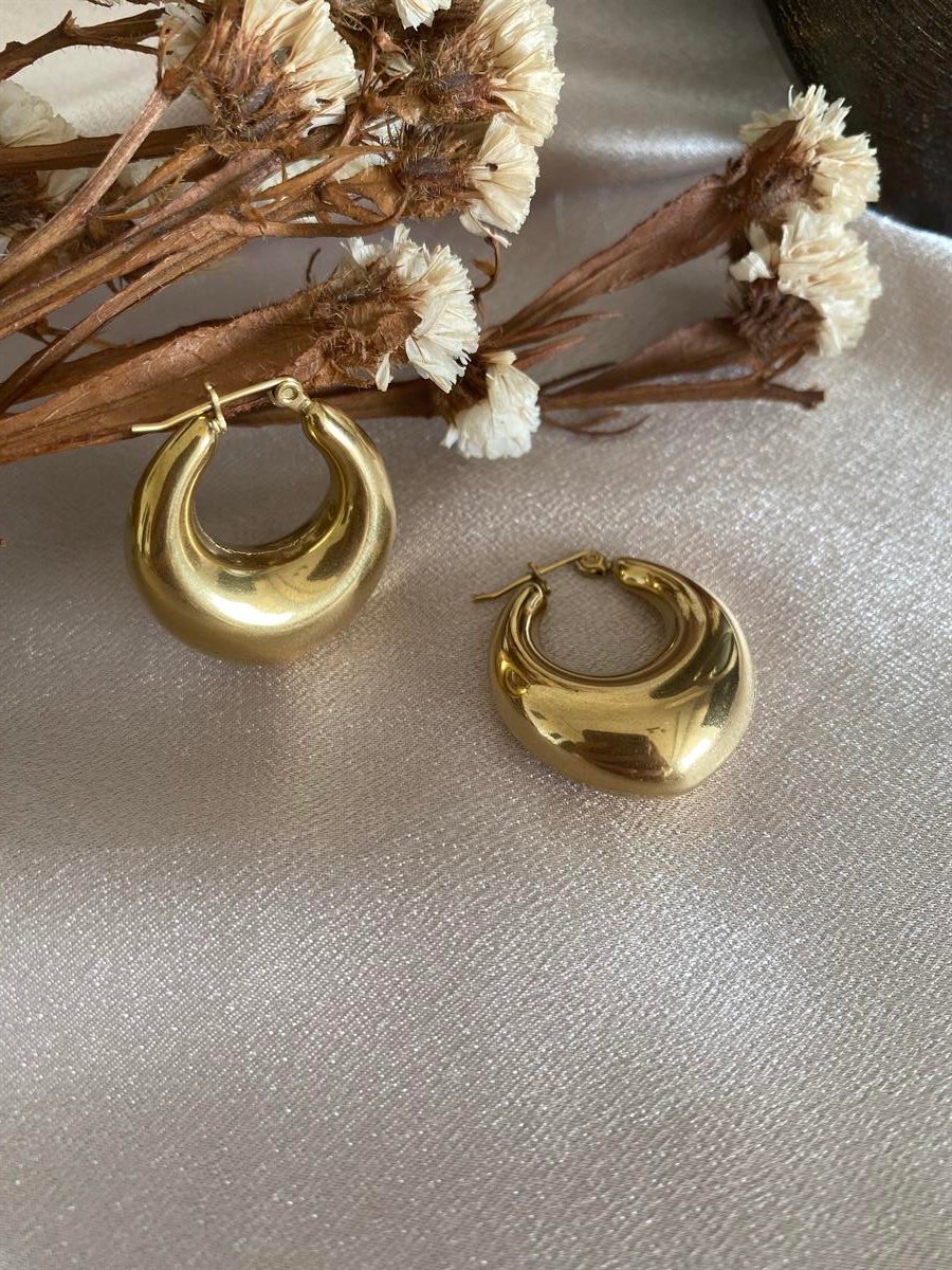 Damla model gold küpe