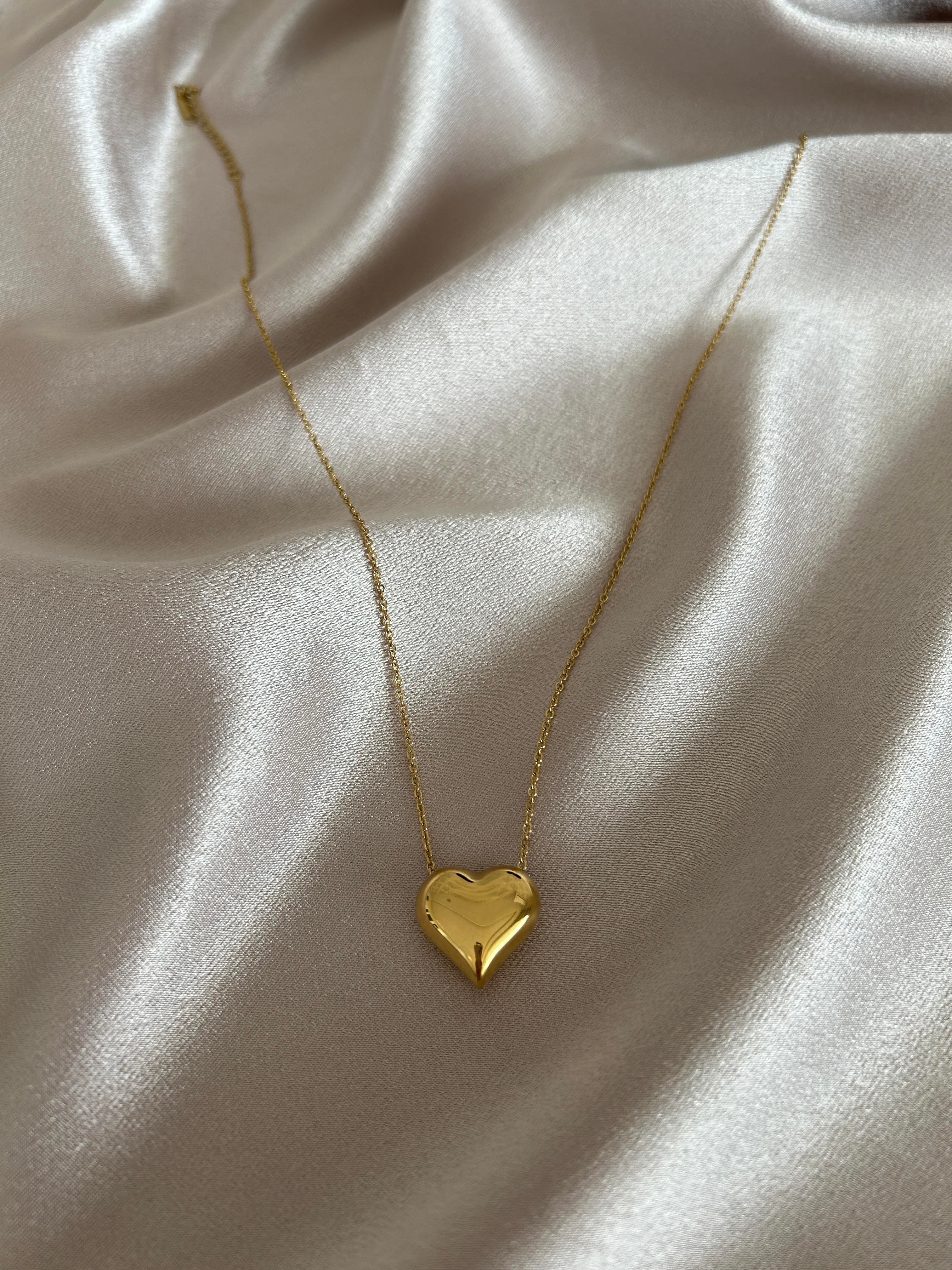 Kalp bombeli model kolye 