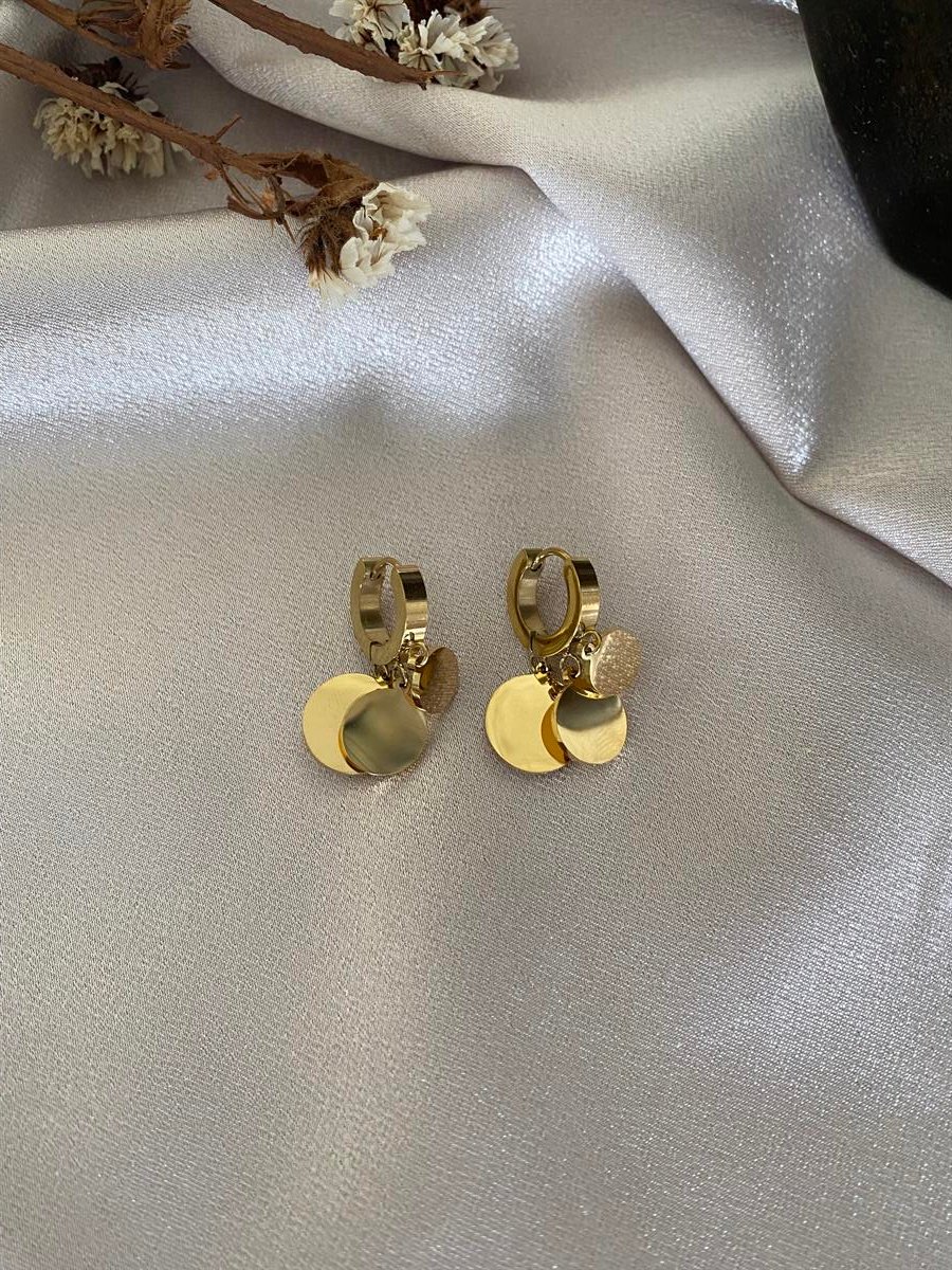 Pullu gold çelik küpe