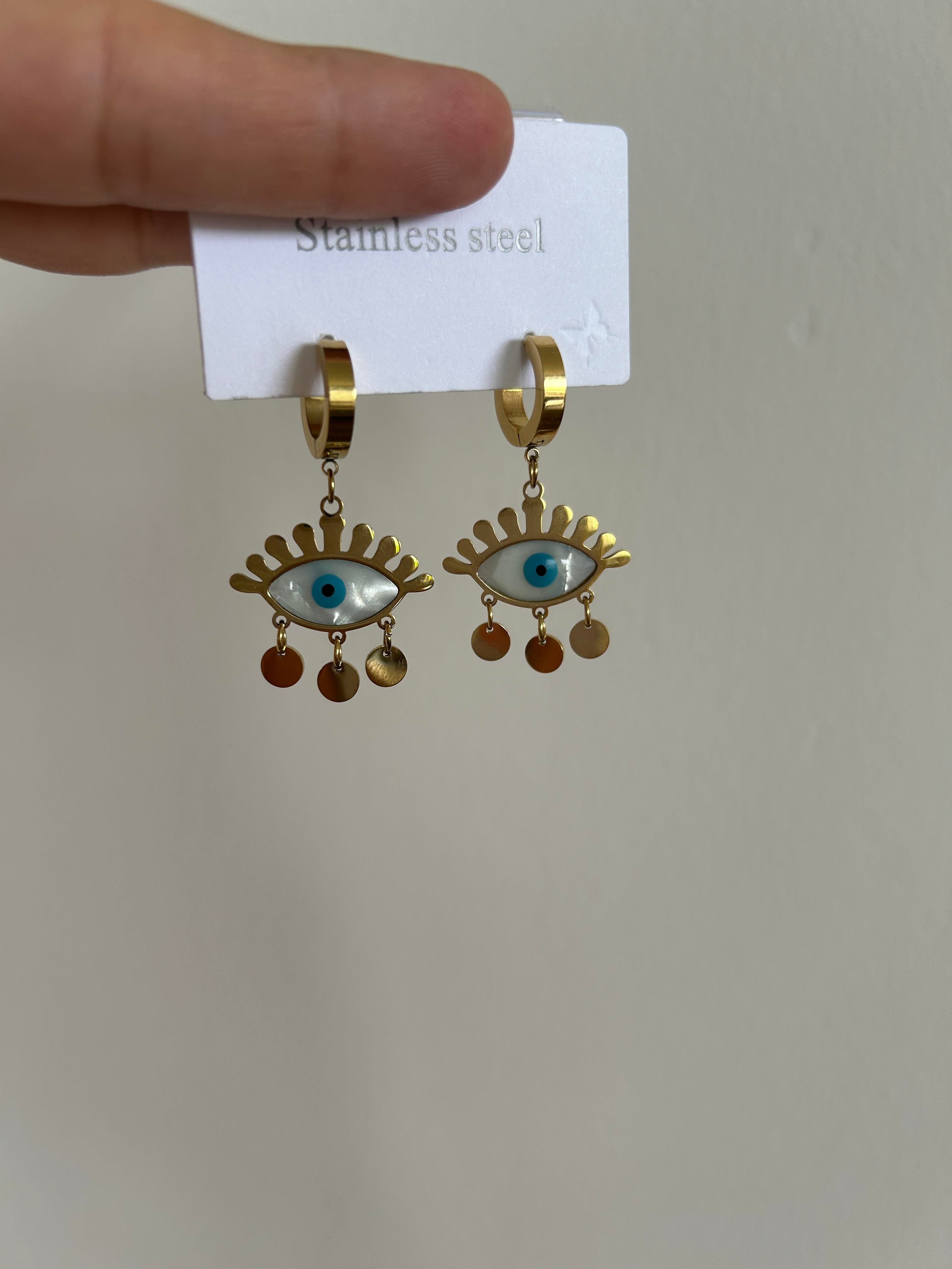 Pullu göz model küpe 