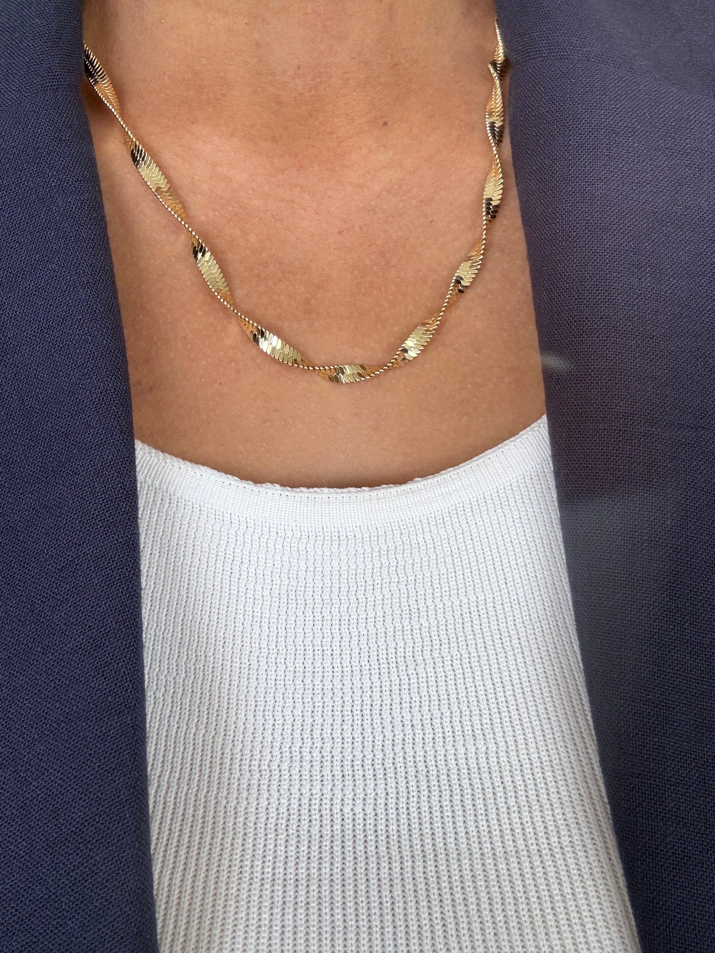 Sarmal model 14k özel seri kolye 
