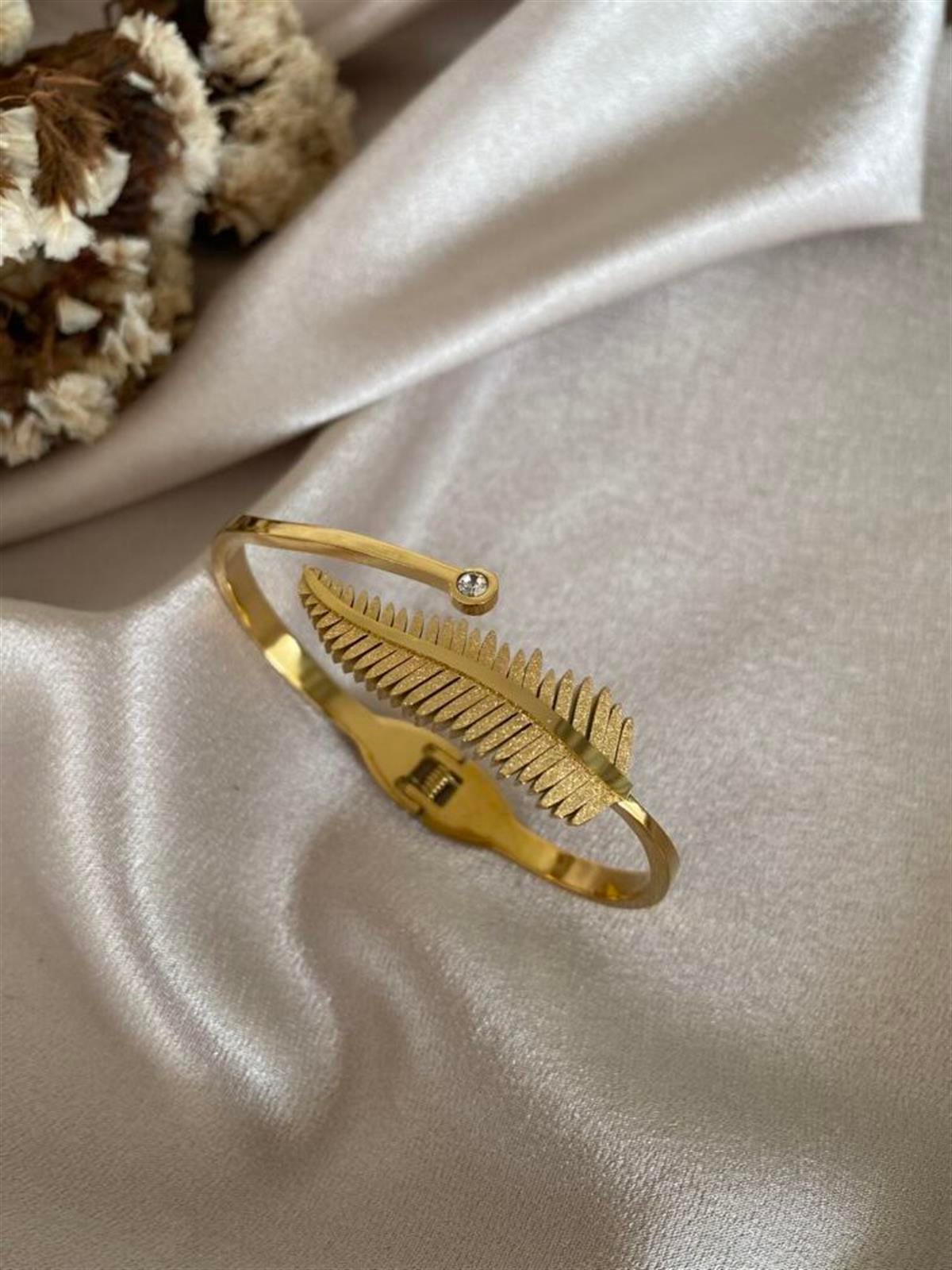 Yaprak Model Kelepçe