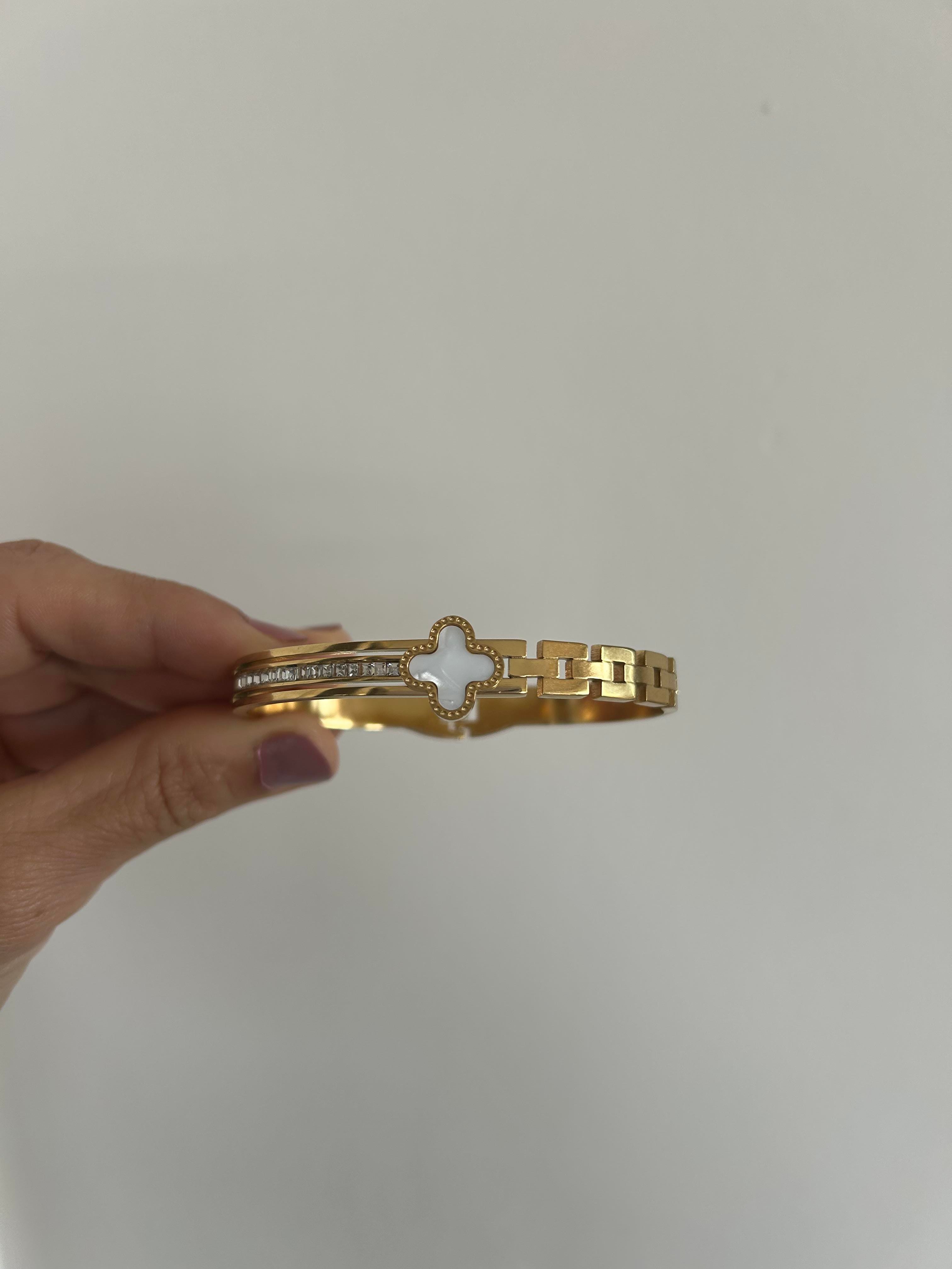 Yonca beyaz Van cleef model kelepçe 