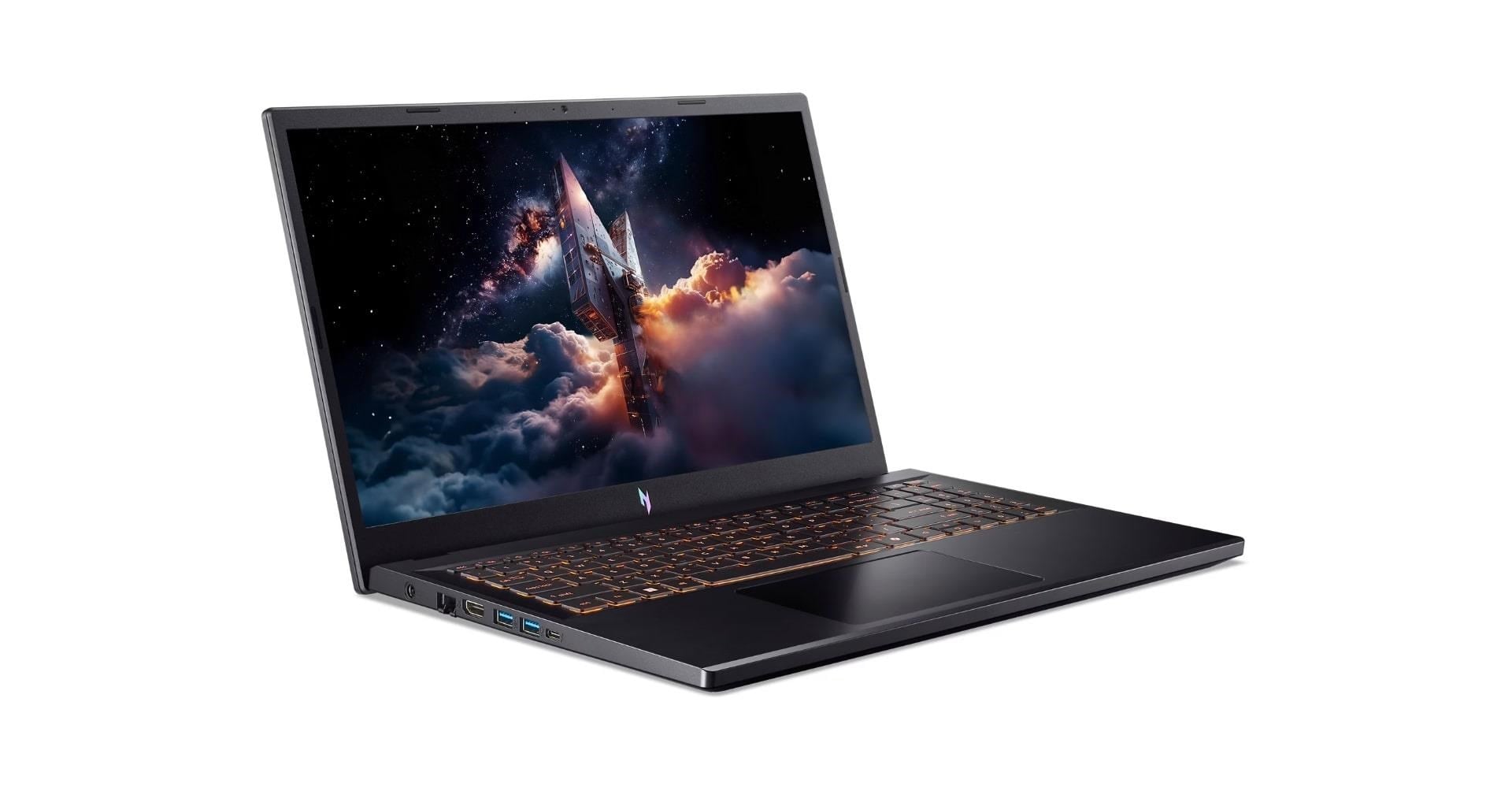 Acer Nitro V15 NH.QZAEY.004 İ9 13900H 16GB 512GB SSD RTX5060-8GB 165Hz 15,6